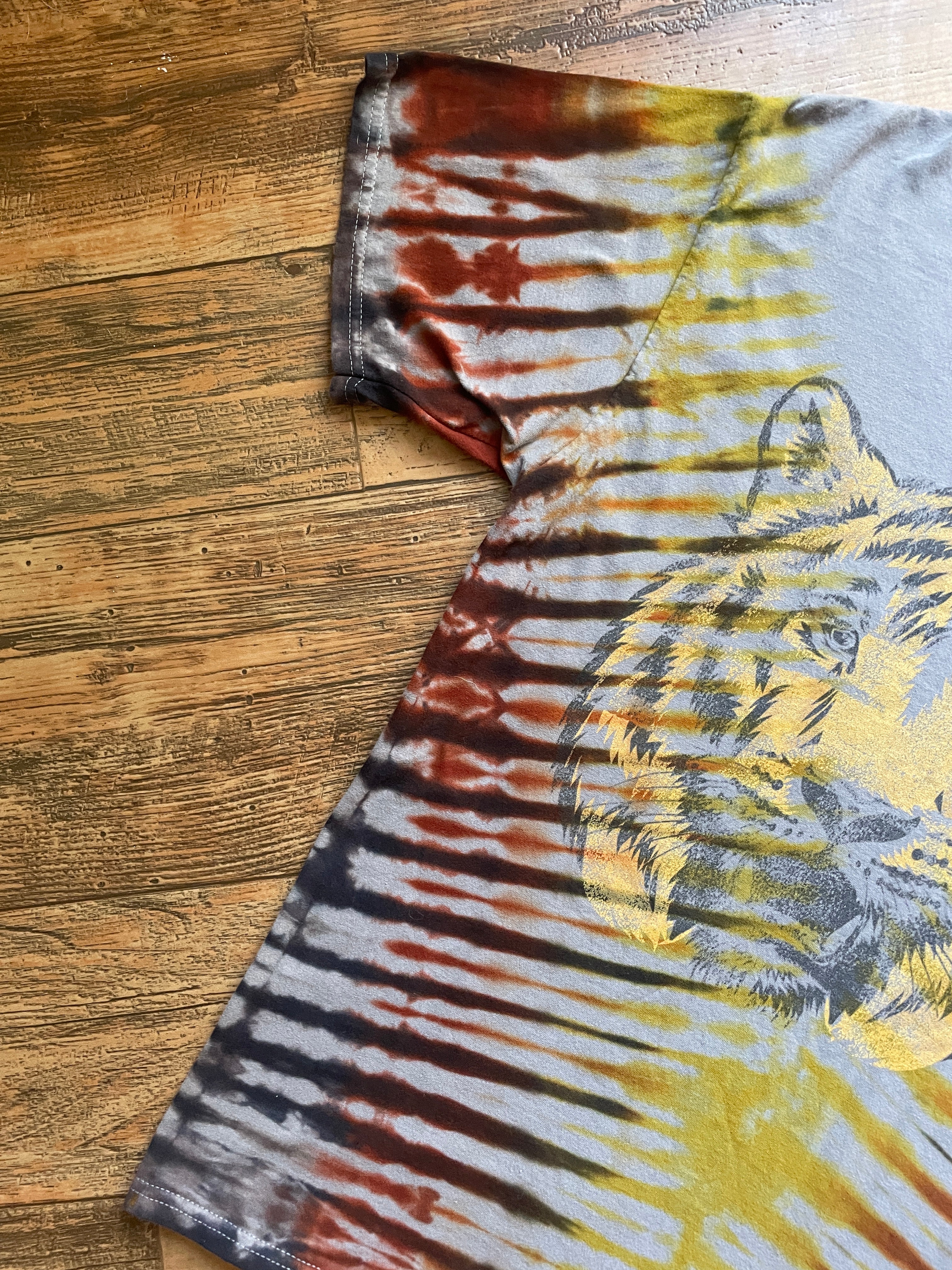 Tiger Orange and Black Tie Dye T-Shirt | Men's Medium, Short Sleeve