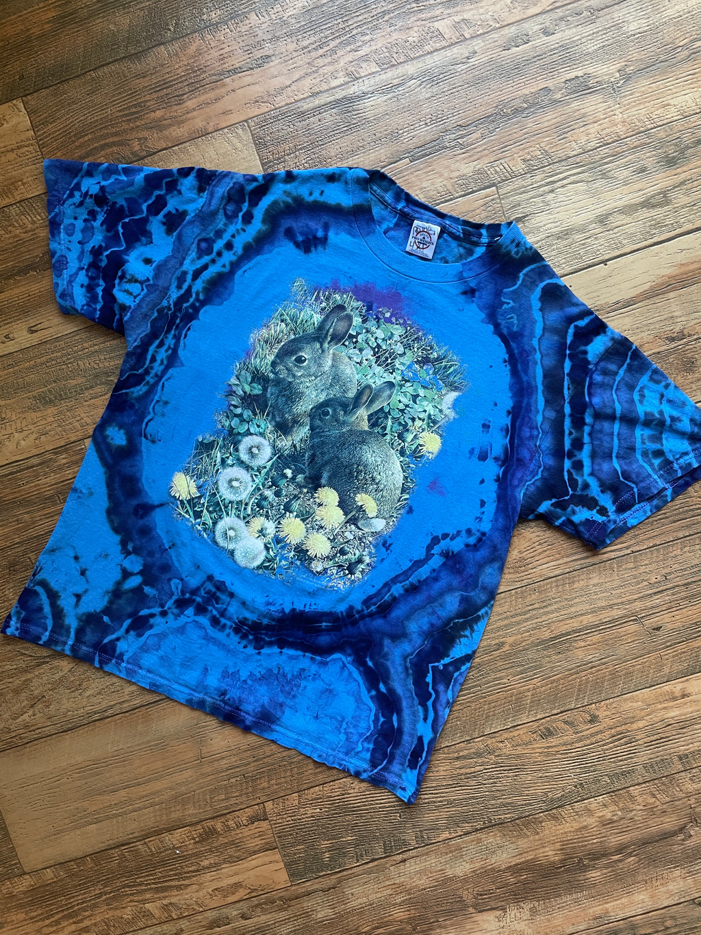 Bunny Rabbits Blue and Black Geode Tie Dye T-Shirt | Men's Medium, Short Sleeve