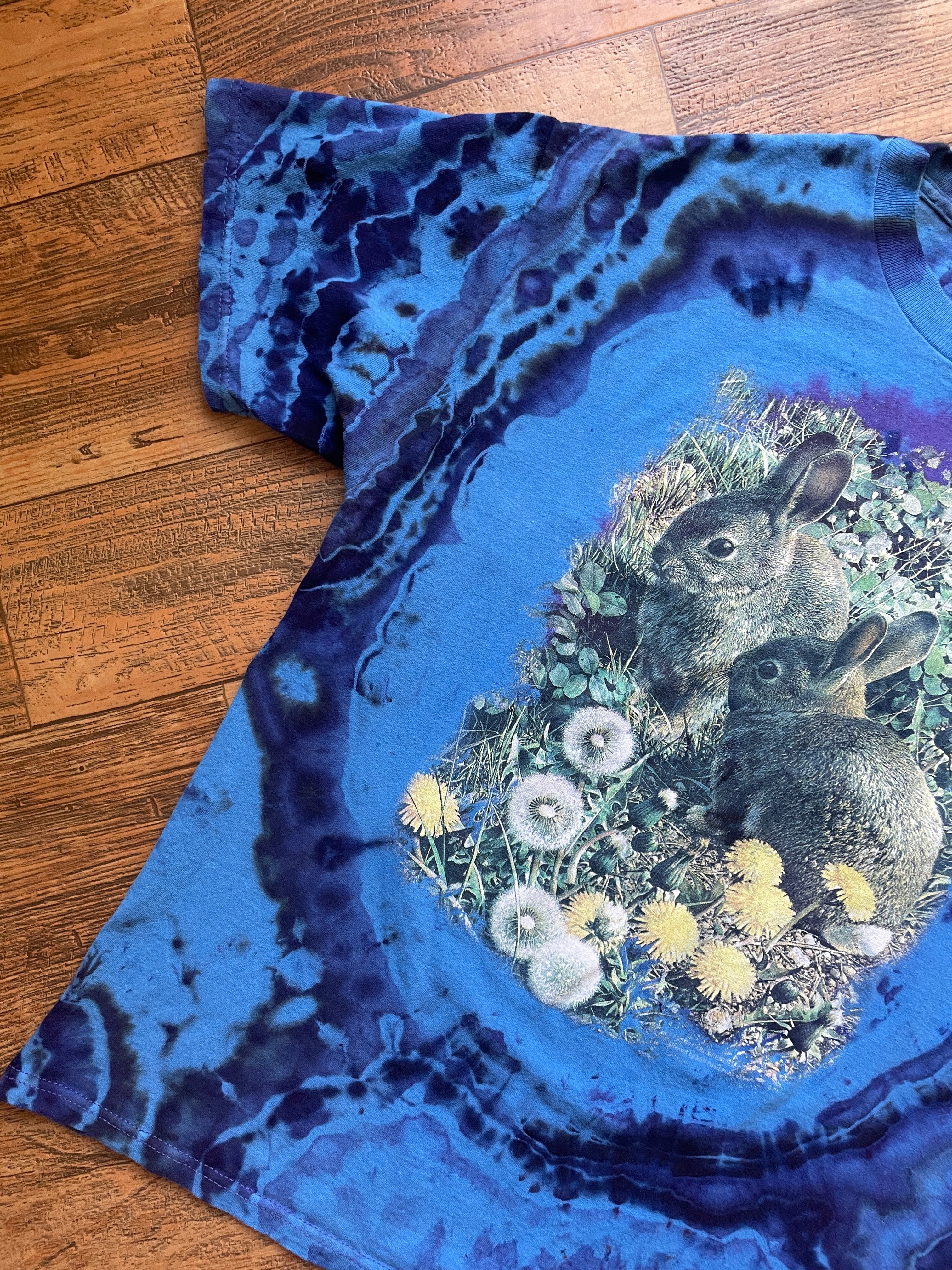 Bunny Rabbits Blue and Black Geode Tie Dye T-Shirt | Men's Medium, Short Sleeve