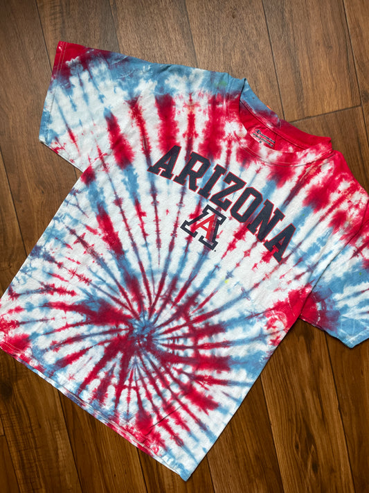 Men's Medium University of Arizona Tie Dye Short Sleeve T-Shirt