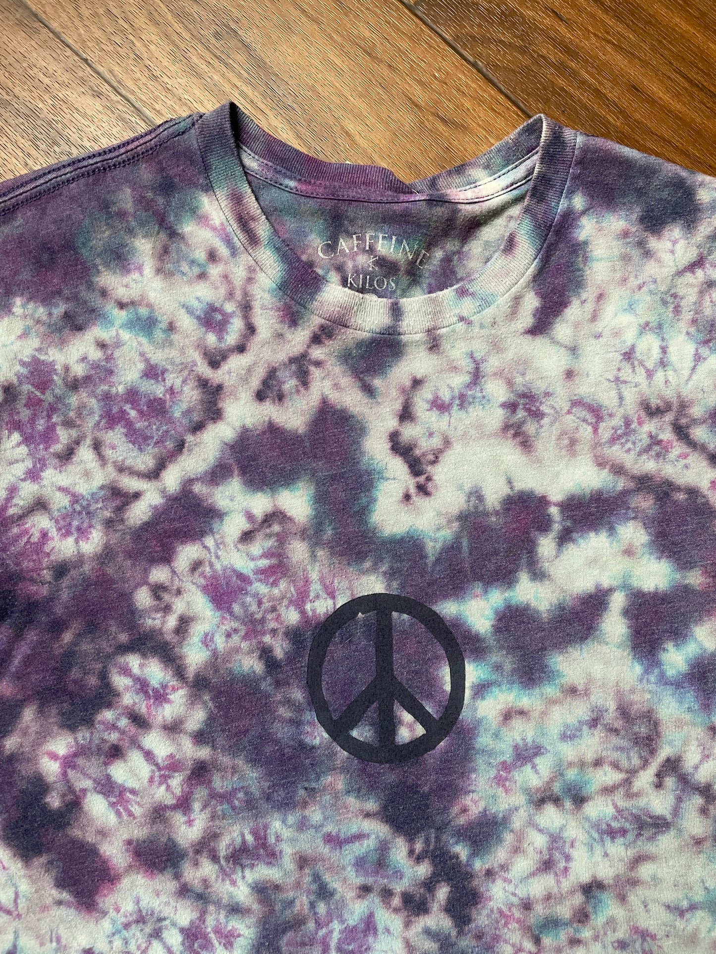 Men's Medium Peace Sign Short Sleeve T-Shirt