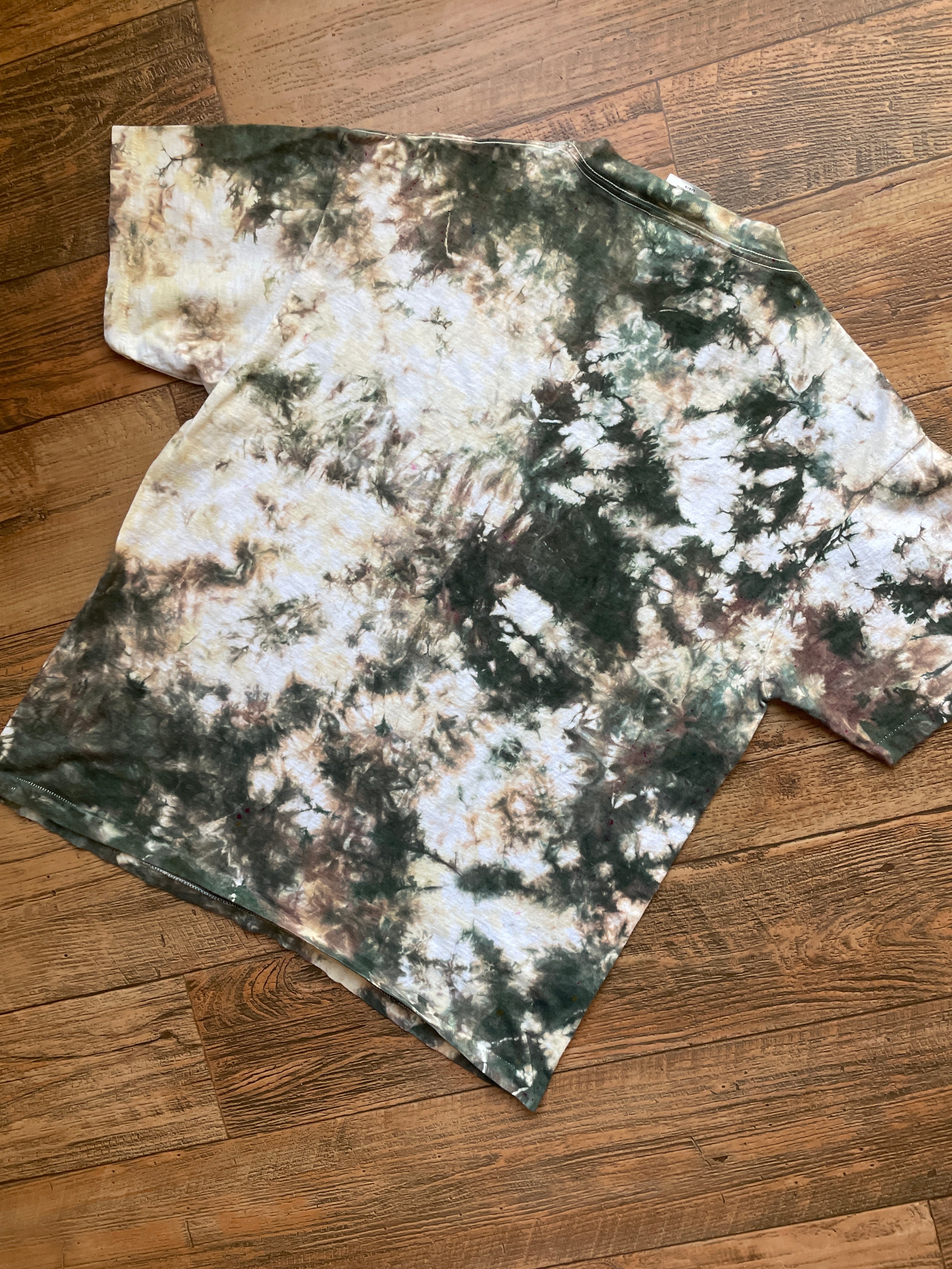 Rocky Mountain Mule Deer Tan & White Tie Dye T-Shirt | Men's Large, Short Sleeve