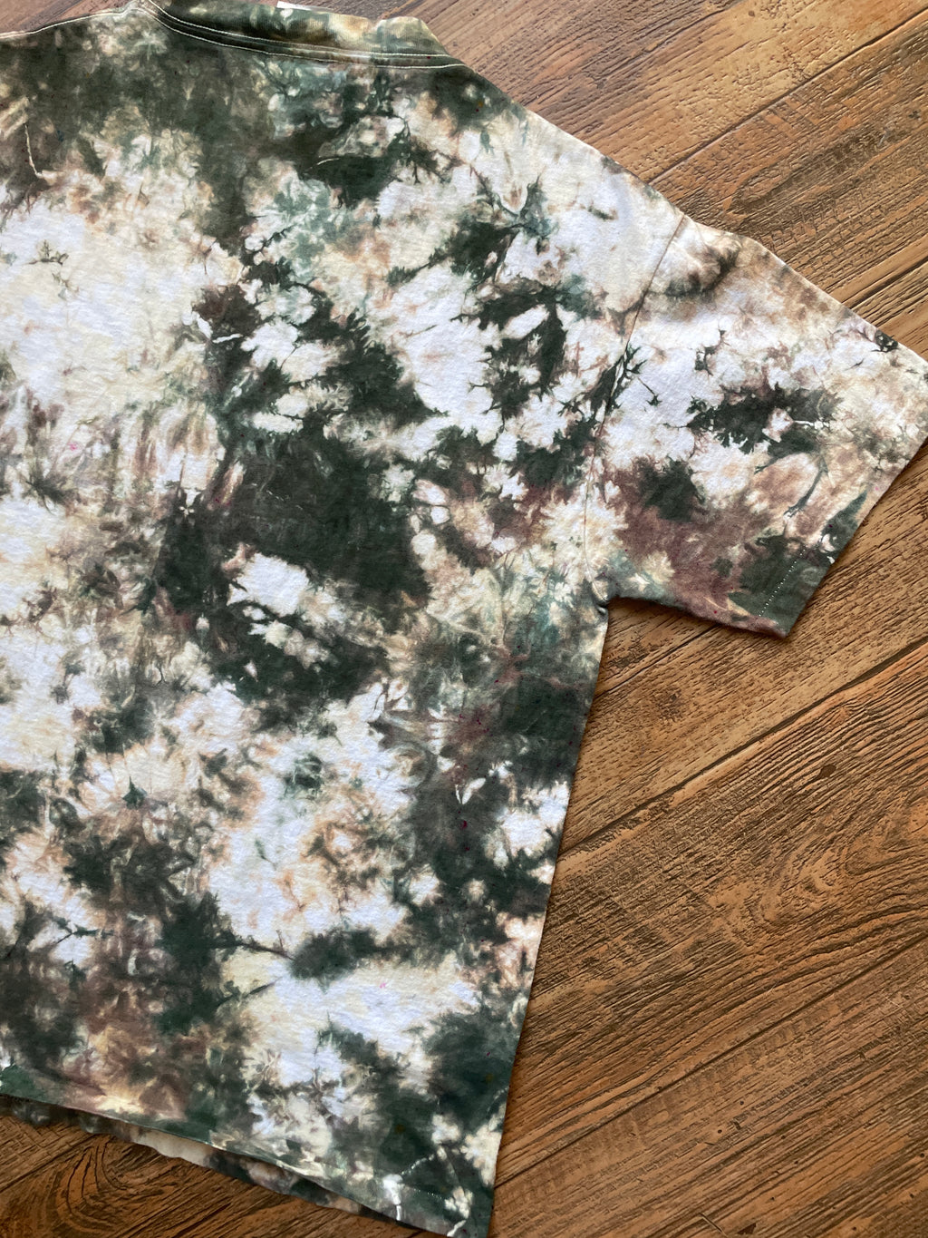 Rocky Mountain Mule Deer Tan & White Tie Dye T-Shirt | Men's Large, Short Sleeve