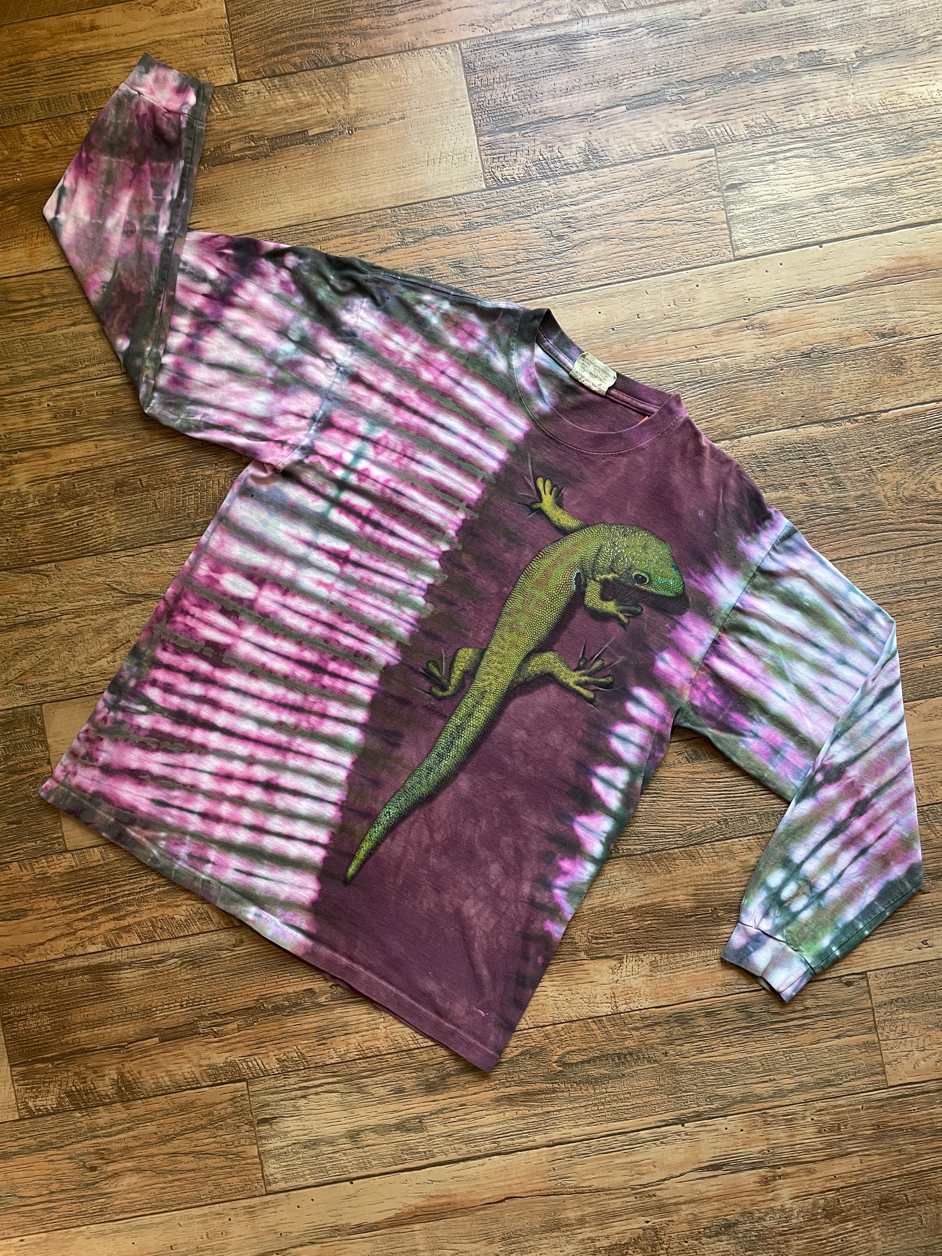 Pink and Green Lizard Tie Dye T-Shirt | Men's Large, Long Sleeve