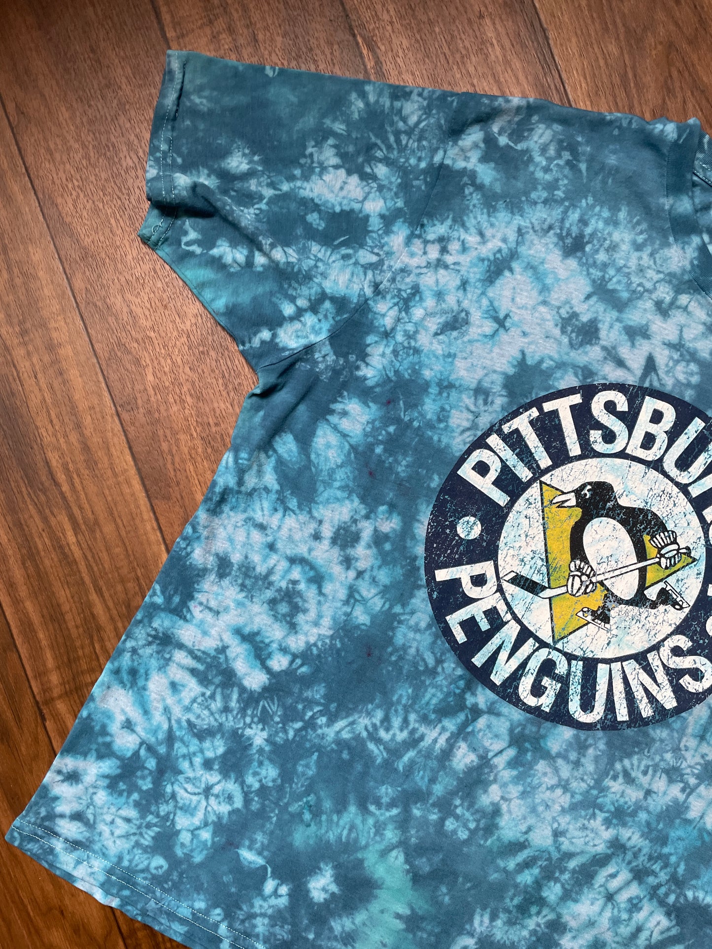 Men's XL Pittsburgh Penguins Short Sleeve Tie Dye T-Shirt