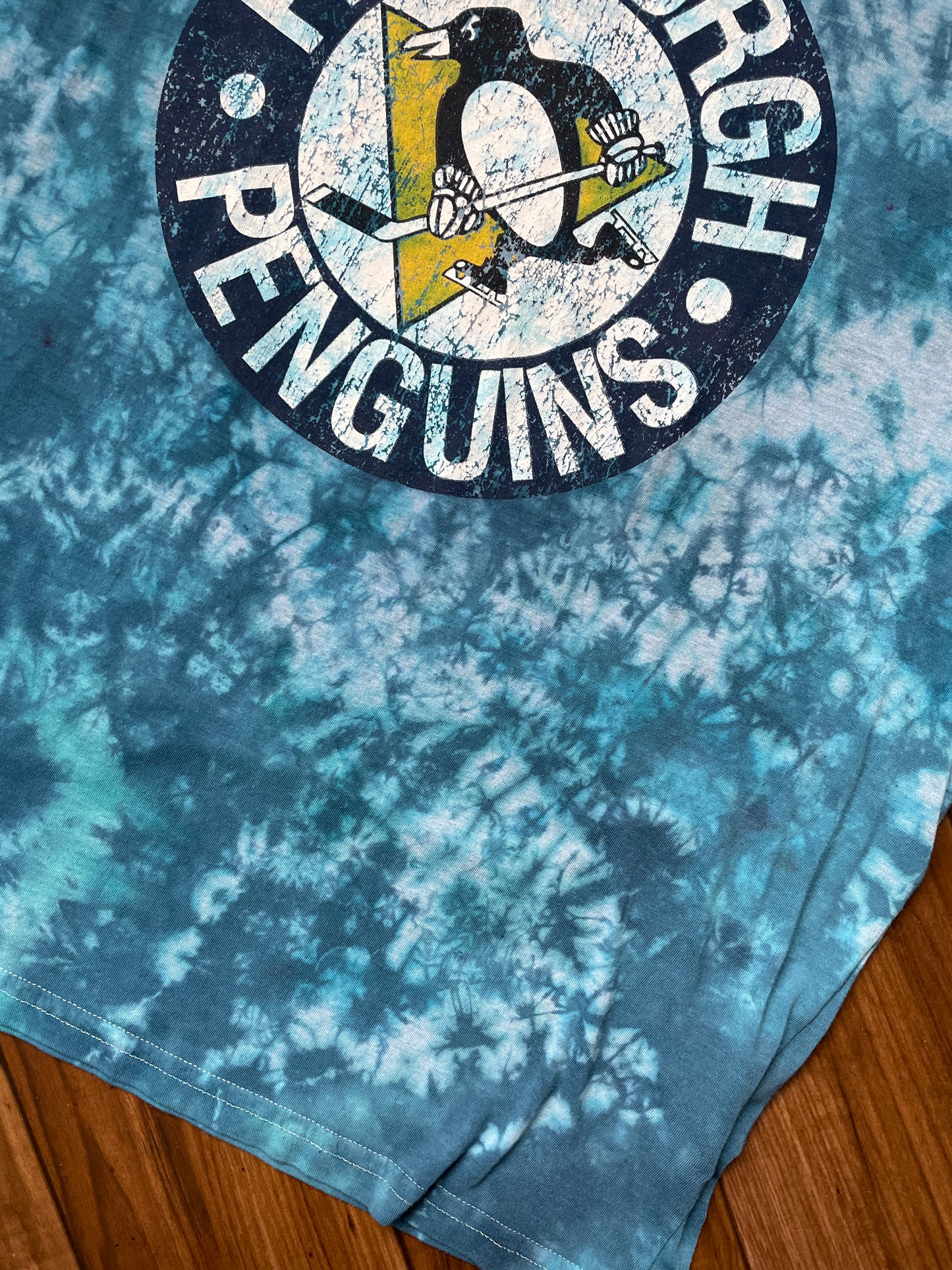 Men's XL Pittsburgh Penguins Short Sleeve Tie Dye T-Shirt