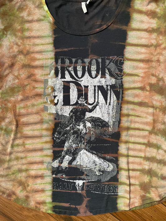 Women's 2XL Brooks & Dunn Bullrider Tie Dye Short Sleeve T-Shirt