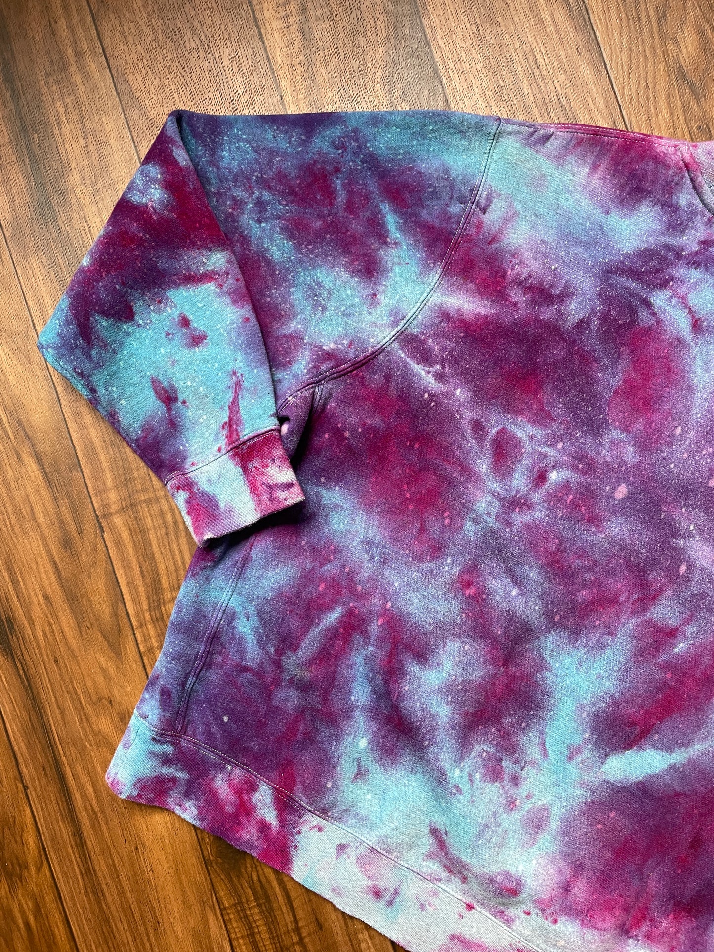 Men's XL Western Christian Basketball Galaxy Tie Dye Crewneck Sweatshirt