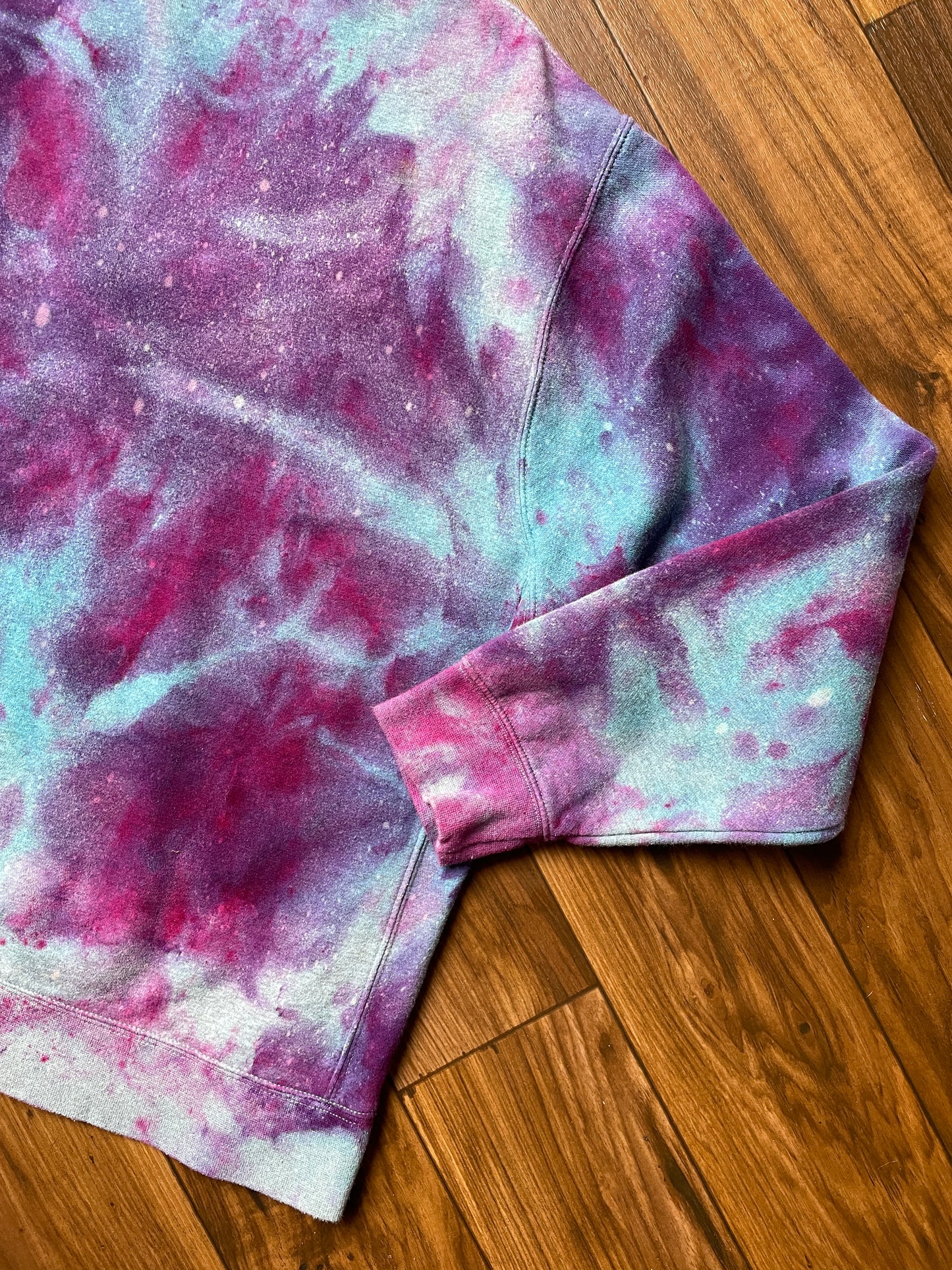 Men's XL Western Christian Basketball Galaxy Tie Dye Crewneck Sweatshirt