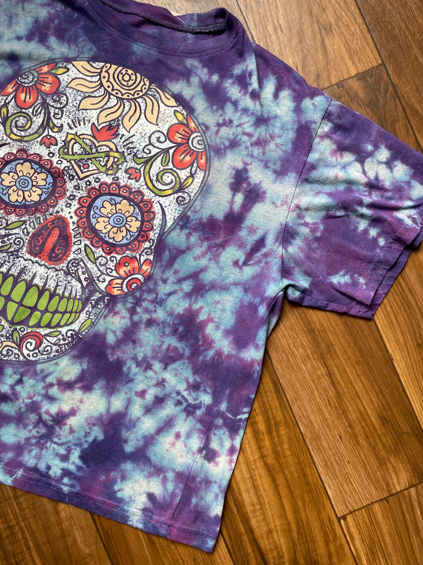 Women's Small Sugar Skull Tie Dye Short Sleeve T-Shirt