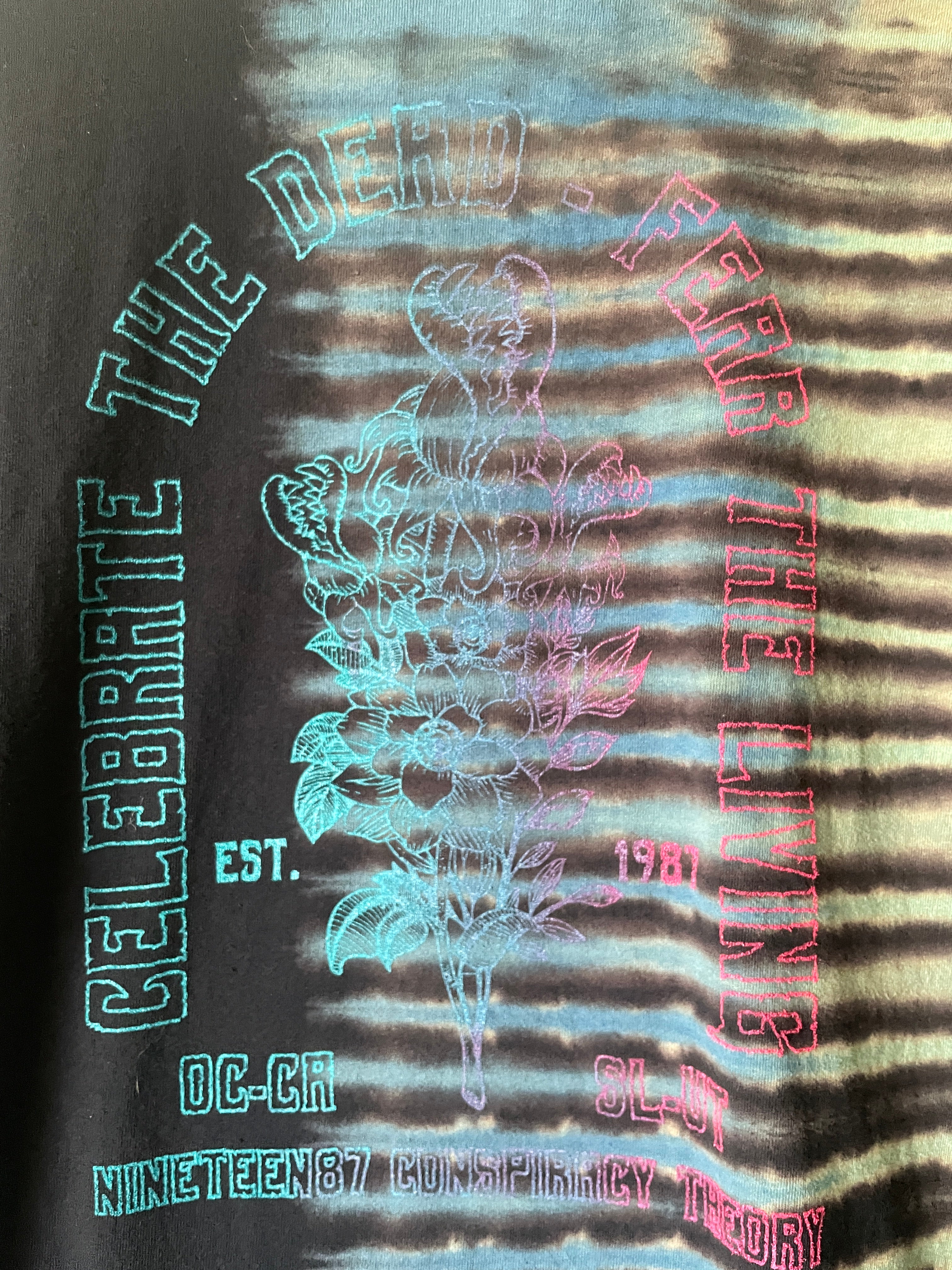 2XL Men's Venus Fly Trap Death Bouquet Handmade Tie Dye T-Shirt | One-Of-a-Kind Upcycled Black and Blue Short Sleeve Shirt