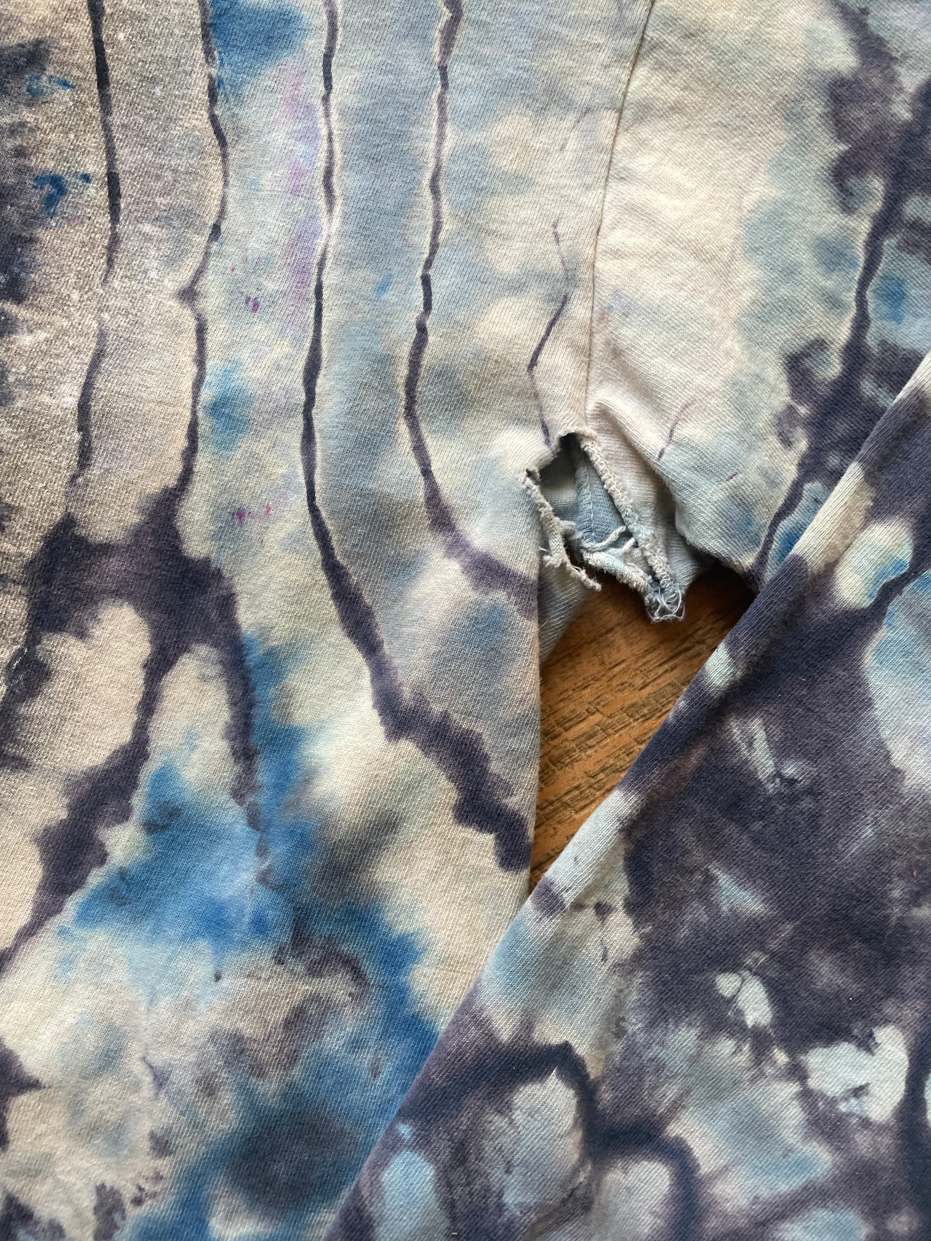 Gray and Blue Wolf Pack Geode Tie Dye T-Shirt | Men's 3XL, Long Sleeve