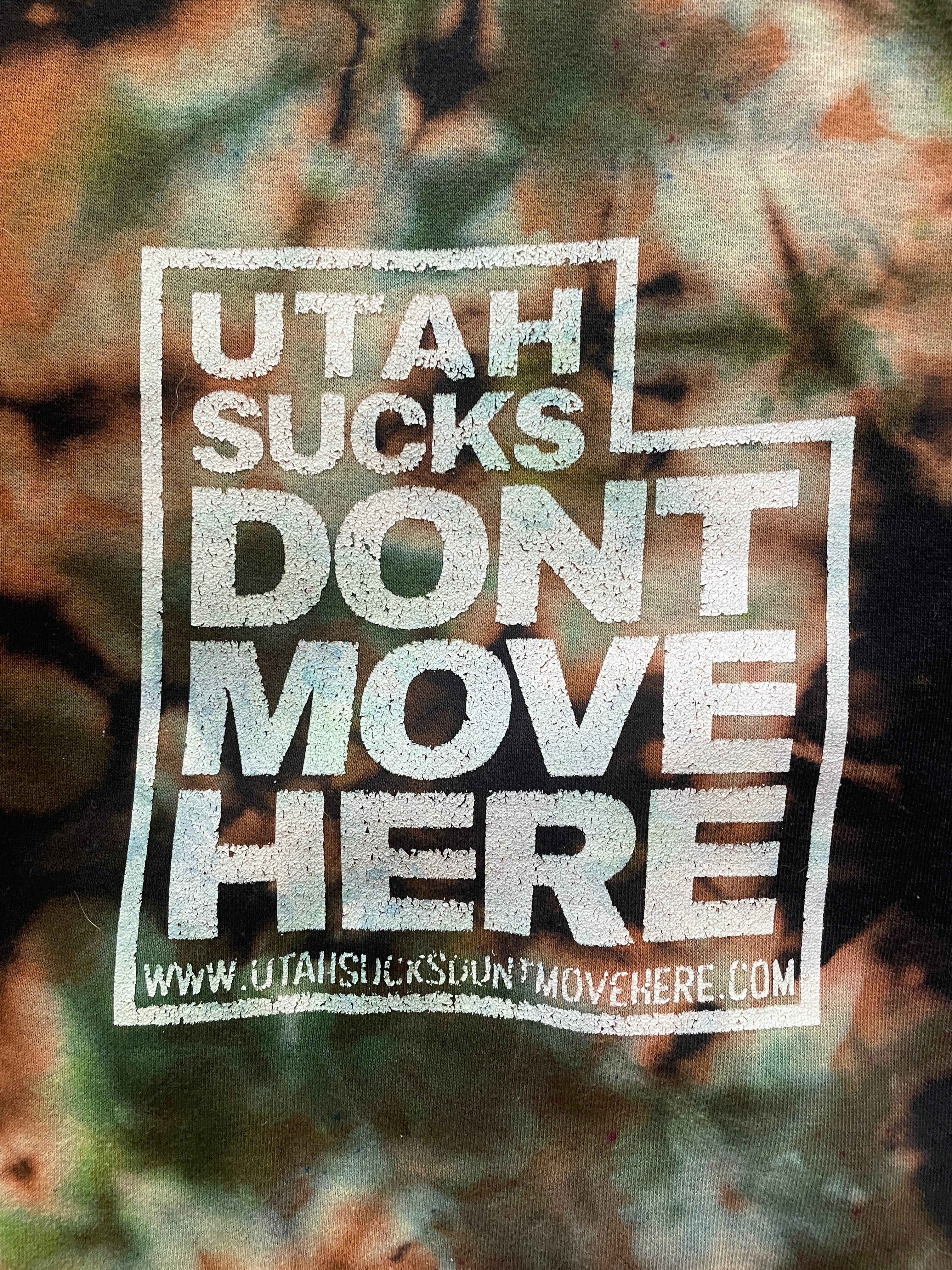 Utah Sucks Don't Move Here Black and Green Tie Dye Hoodie | Men's Small