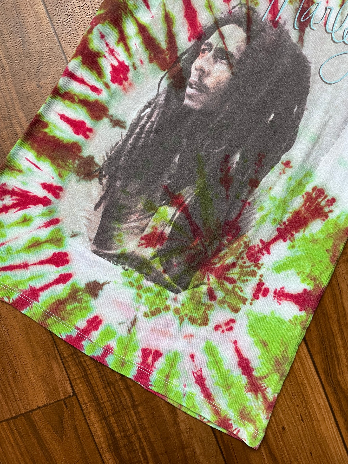 Junior's Medium Bob Marley Tie Dye Short Sleeve T-Shirt