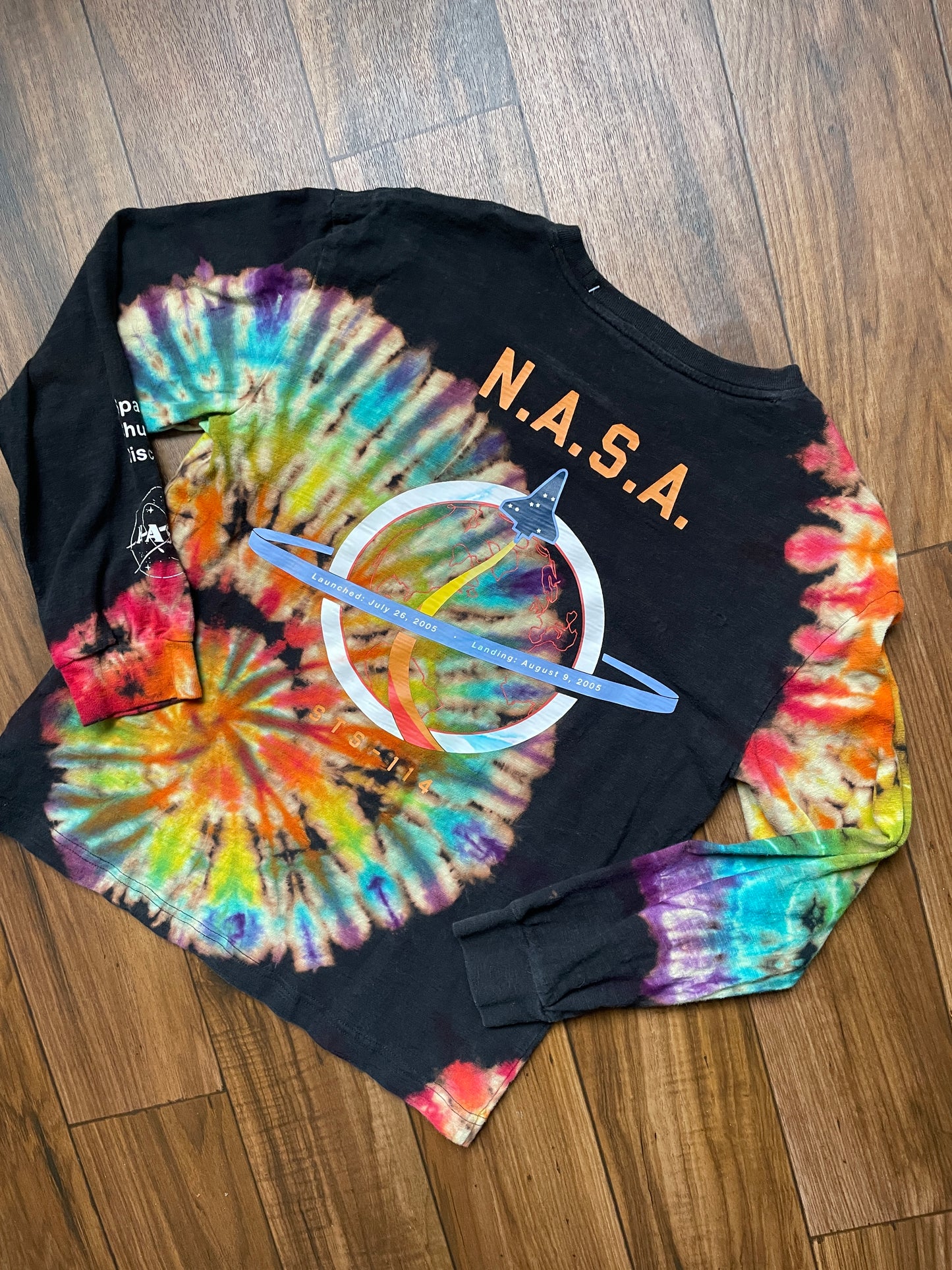 Youth XL NASA Tie Dye Short Sleeve T-Shirt