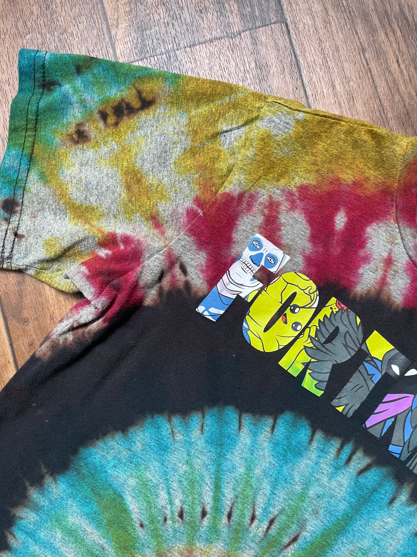 Youth 2XL Fortnite Tie Dye Short Sleeve T-Shirt