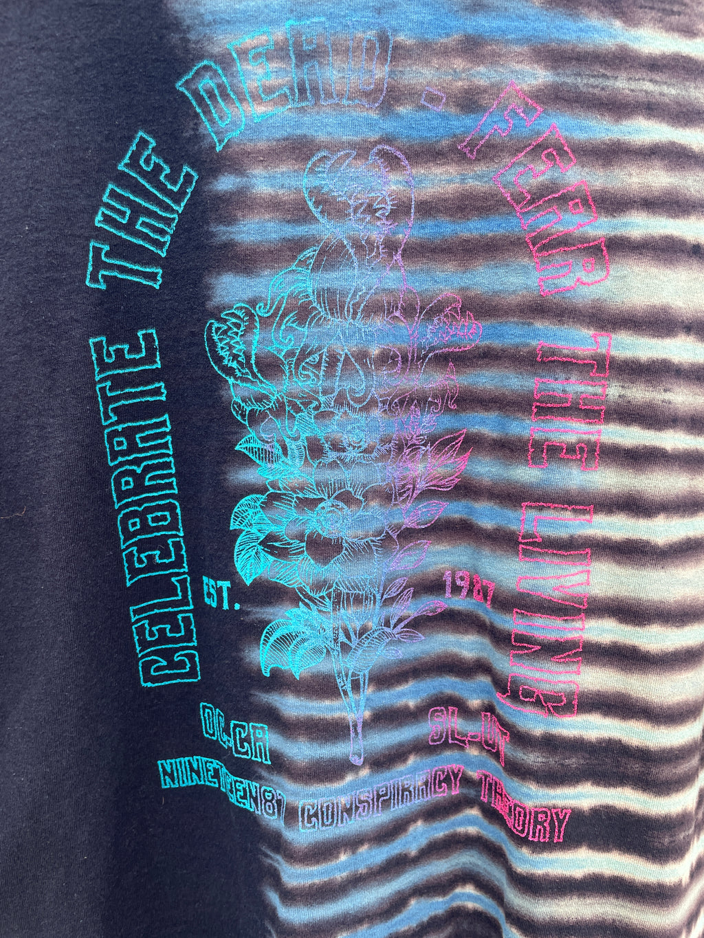 2XL Men's Venus Fly Trap Death Bouquet Handmade Tie Dye T-Shirt | One-Of-a-Kind Upcycled Black and Blue Short Sleeve Shirt