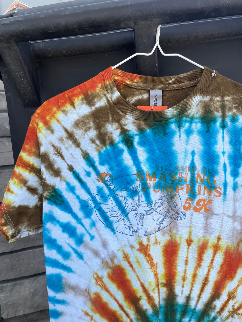 Medium Men's WUTAH Delicate Arch Handmade Tie Dye Short Sleeve T-Shirt | One-Of-a-Kind Upcycled Orange and Blue Spiral Tie Dye Top
