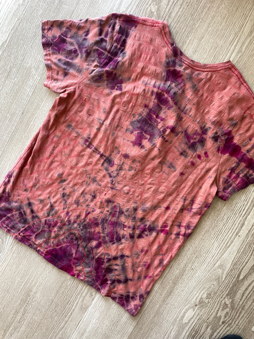 XL Men’s Buccee's Texas Handmade Reverse Tie Dye Geode T-Shirt | One-Of-a-Kind Red and Yellow Short Sleeve Shirt