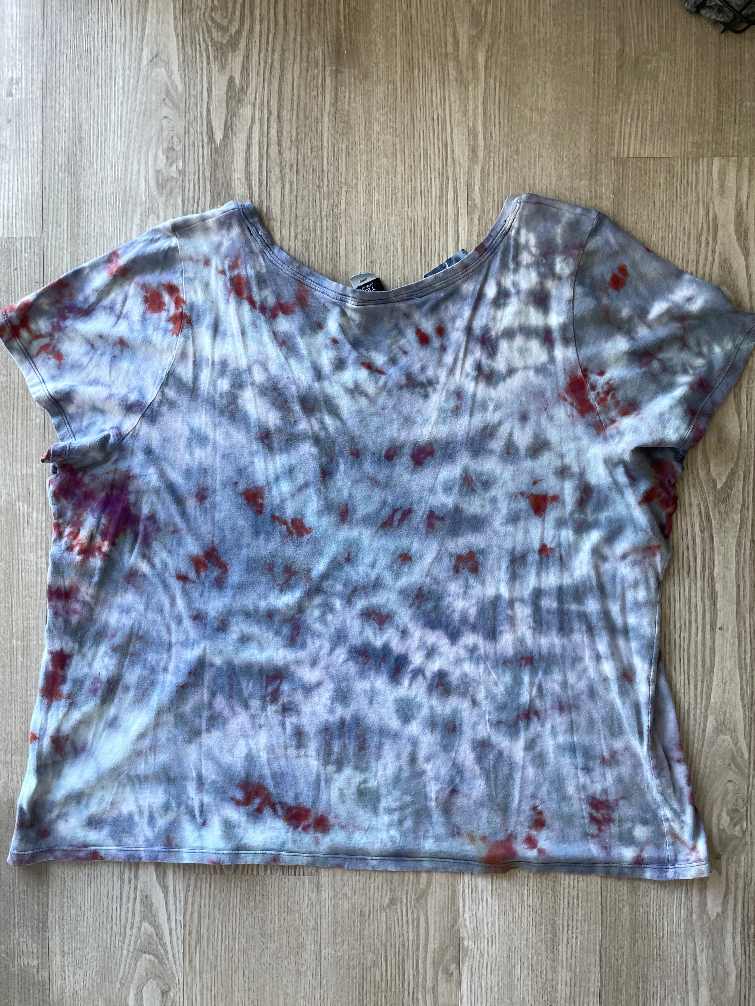 2XL Women’s Chicago Bears Handmade Galaxy Tie Dye Short Sleeve T-Shirt | One-Of-a-Kind Upcycled Gray and Orange Top