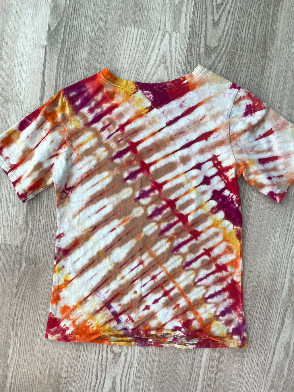 MEDIUM Youth Madonna Tie Dye Short Sleeve T-Shirt | One-Of-a-Kind Upcycled Tan and Red Pleated Top