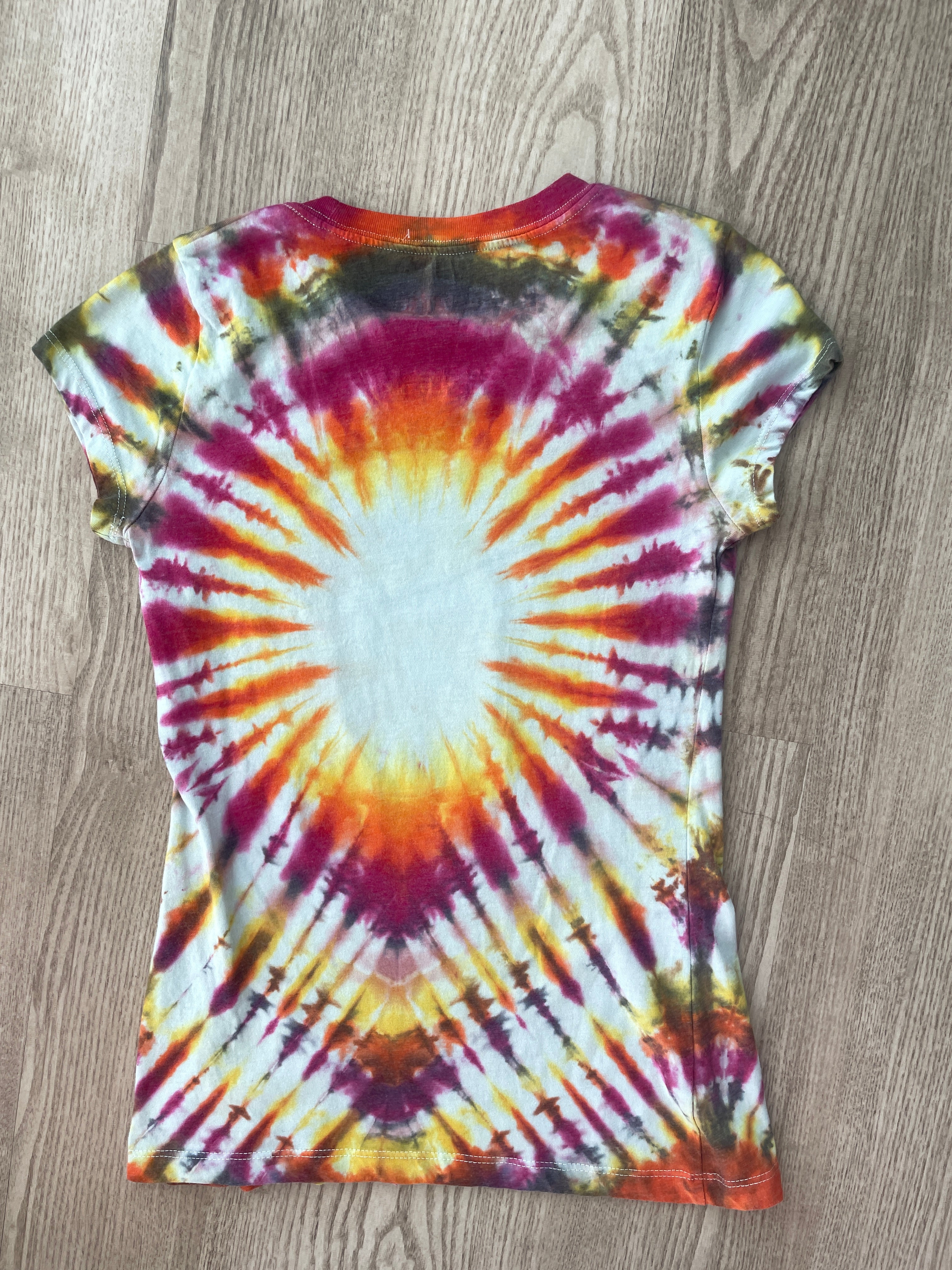 MEDIUM Juniors' Karate Kid Daniel LaRusso Tie Dye Short Sleeve T-Shirt | One-Of-a-Kind Upcycled Tan and Pink Pleated Top