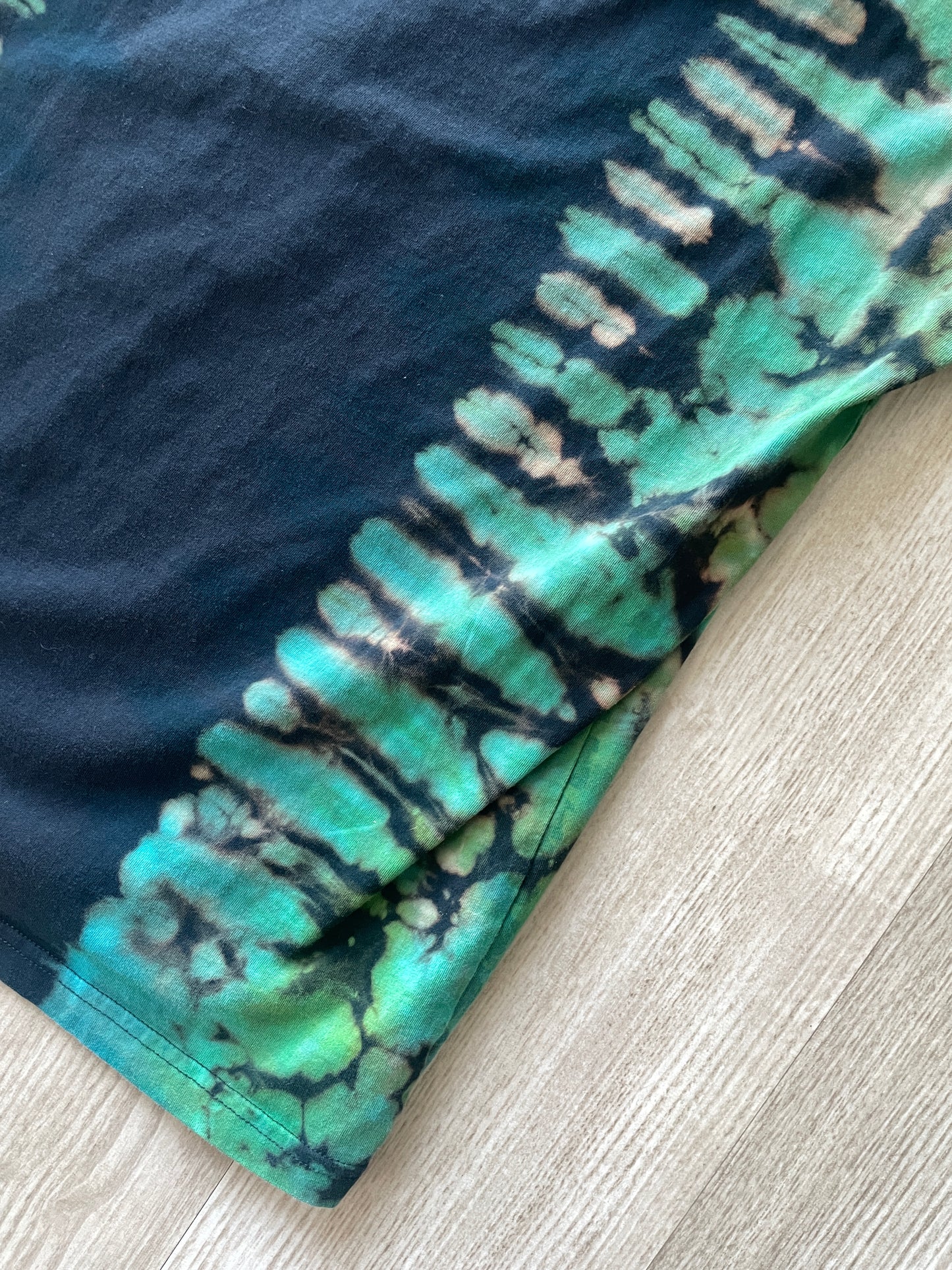 MEDIUM Men’s Eminem Recovery Handmade Bleach Tie Dye Short Sleeve T-Shirt | One-Of-a-Kind Upcycled Black and Blue Pleated Top