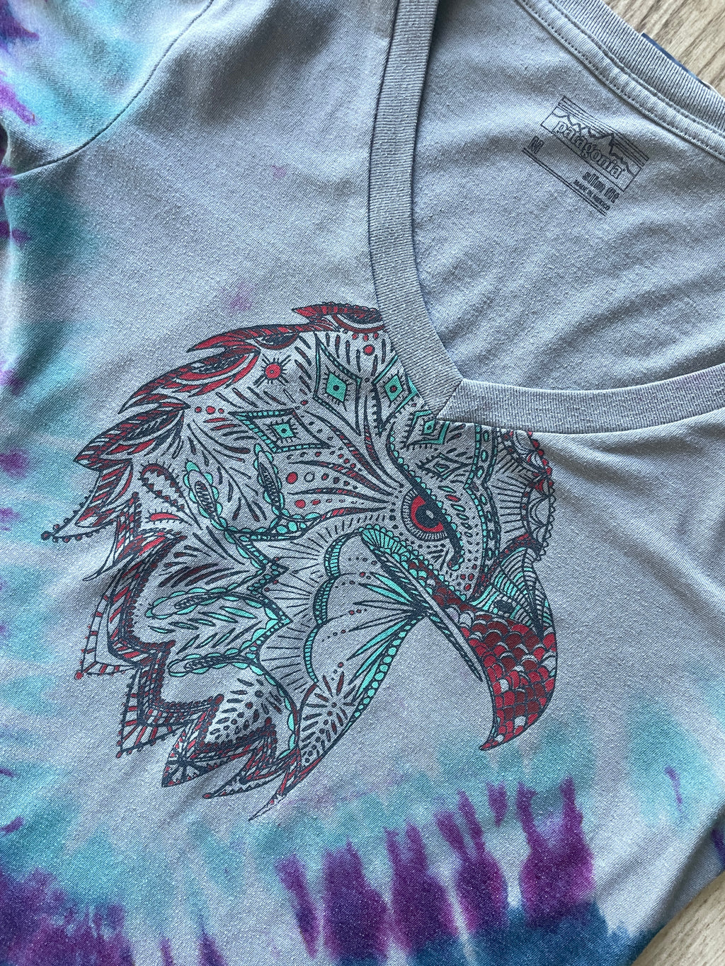 MEDIUM Women's Patagonia Eagle Handmade Tie Dye Short Sleeve V-Neck T-Shirt | One-Of-a-Kind Upcycled Blue and Green Top