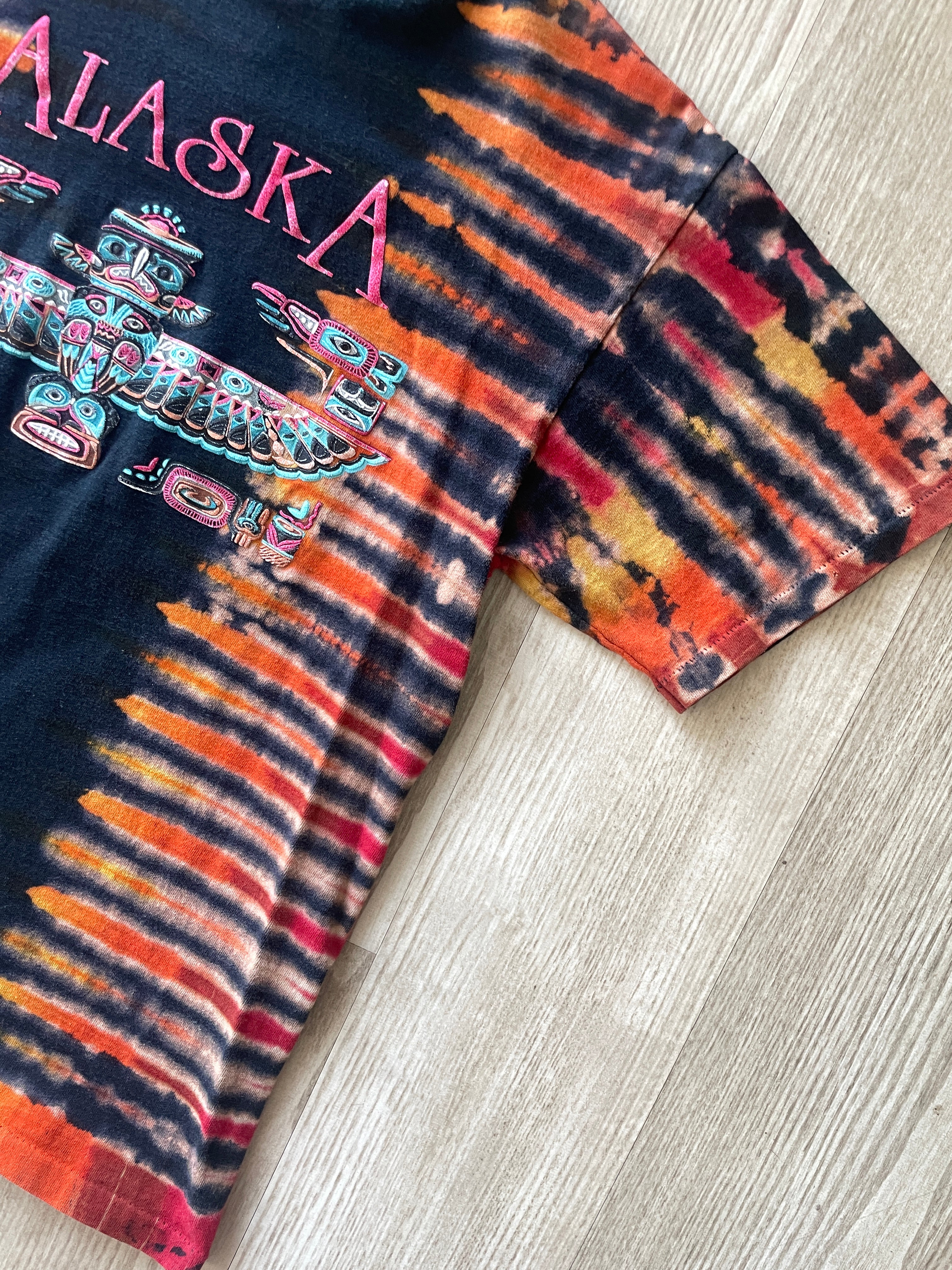 MEDIUM Men’s Vintage Alaska Totem Handmade Reverse Tie Dye Short Sleeve T-Shirt | One-Of-a-Kind Upcycled Black and Red Pleated Top