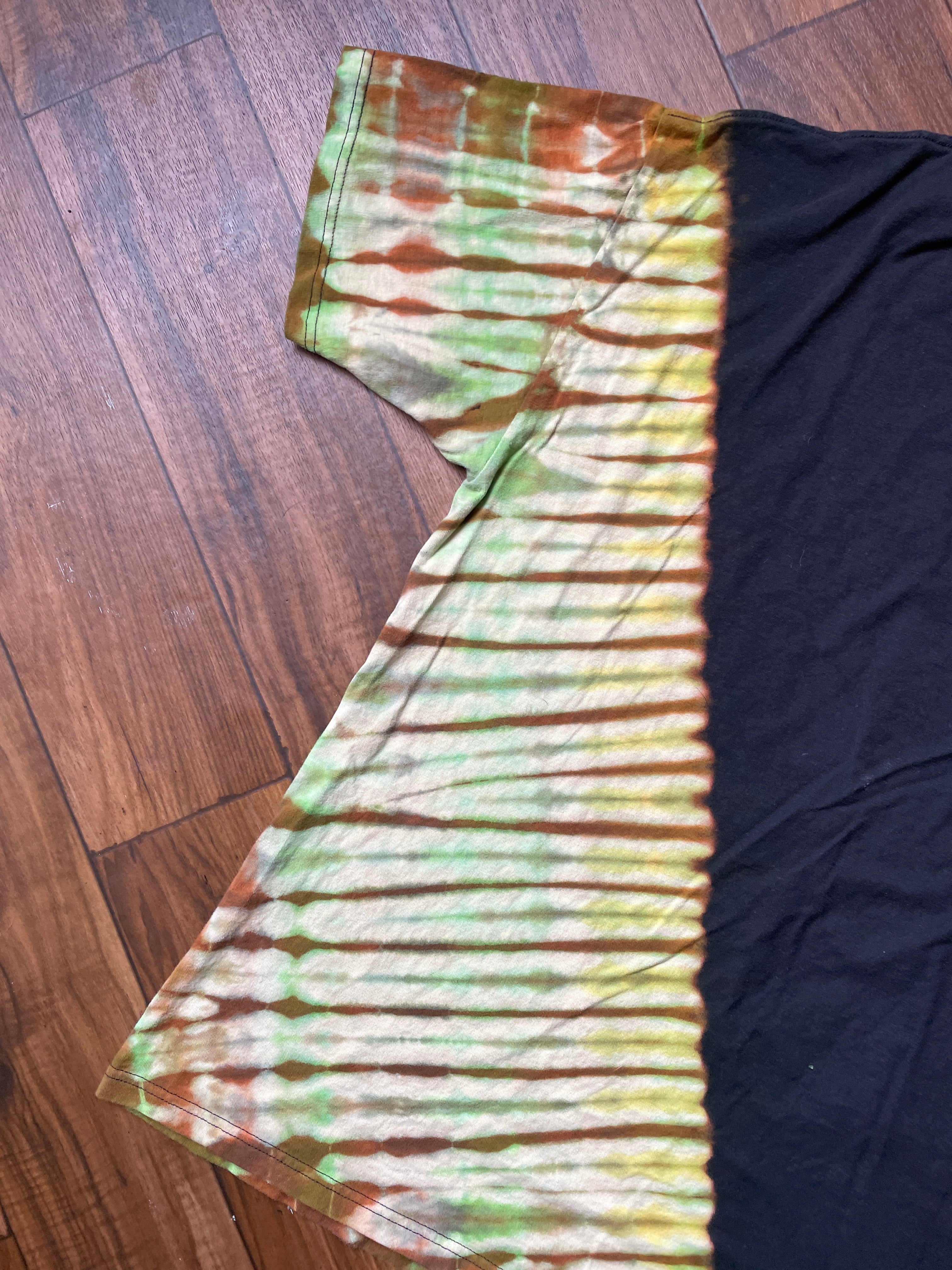 Men's Large Motorcycle Moose Reverse Tie Dye Short Sleeve T-Shirt