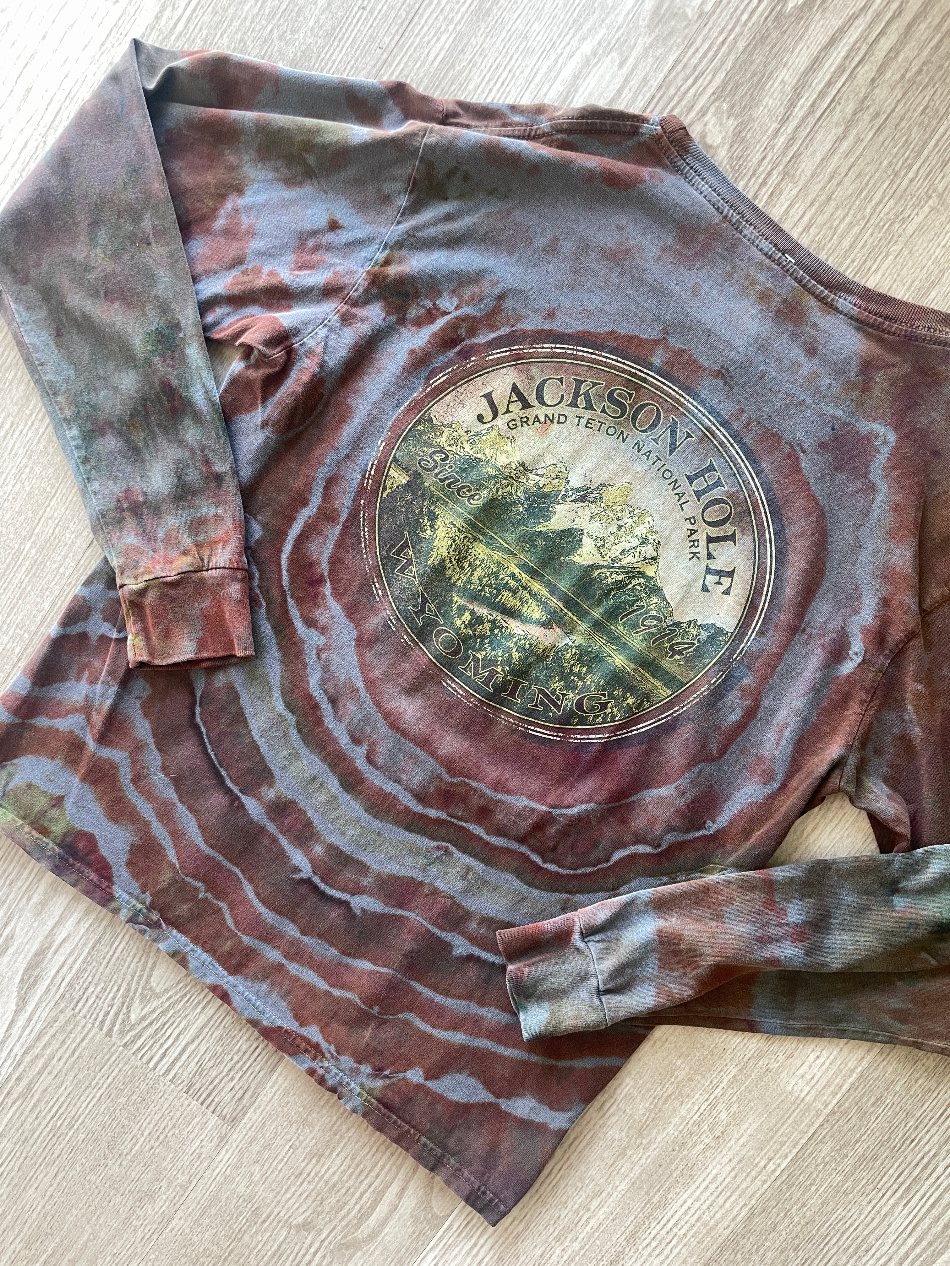SMALL Men's Jackson Hole, WY Handmade Tie Dye Long Sleeve Sleeve T-Shirt | One-Of-a-Kind Upcycled Gray, Brown, and Orange Earthy Geode Top