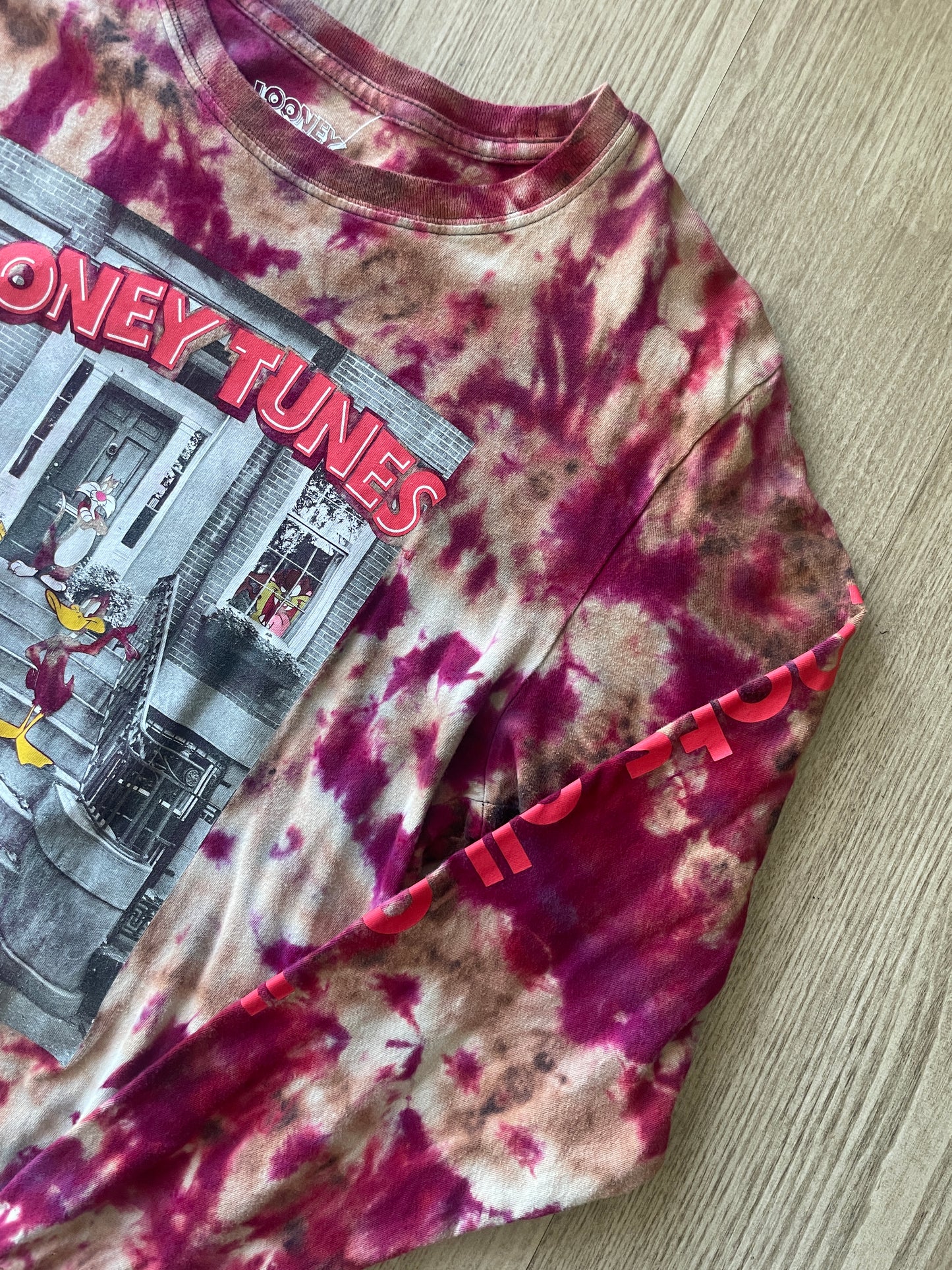 LARGE Men's Looney Tunes Front Stoop Handmade Reverse Tie Dye Long Sleeve Sleeve T-Shirt | One-Of-a-Kind Upcycled Black and Red Crumpled Top
