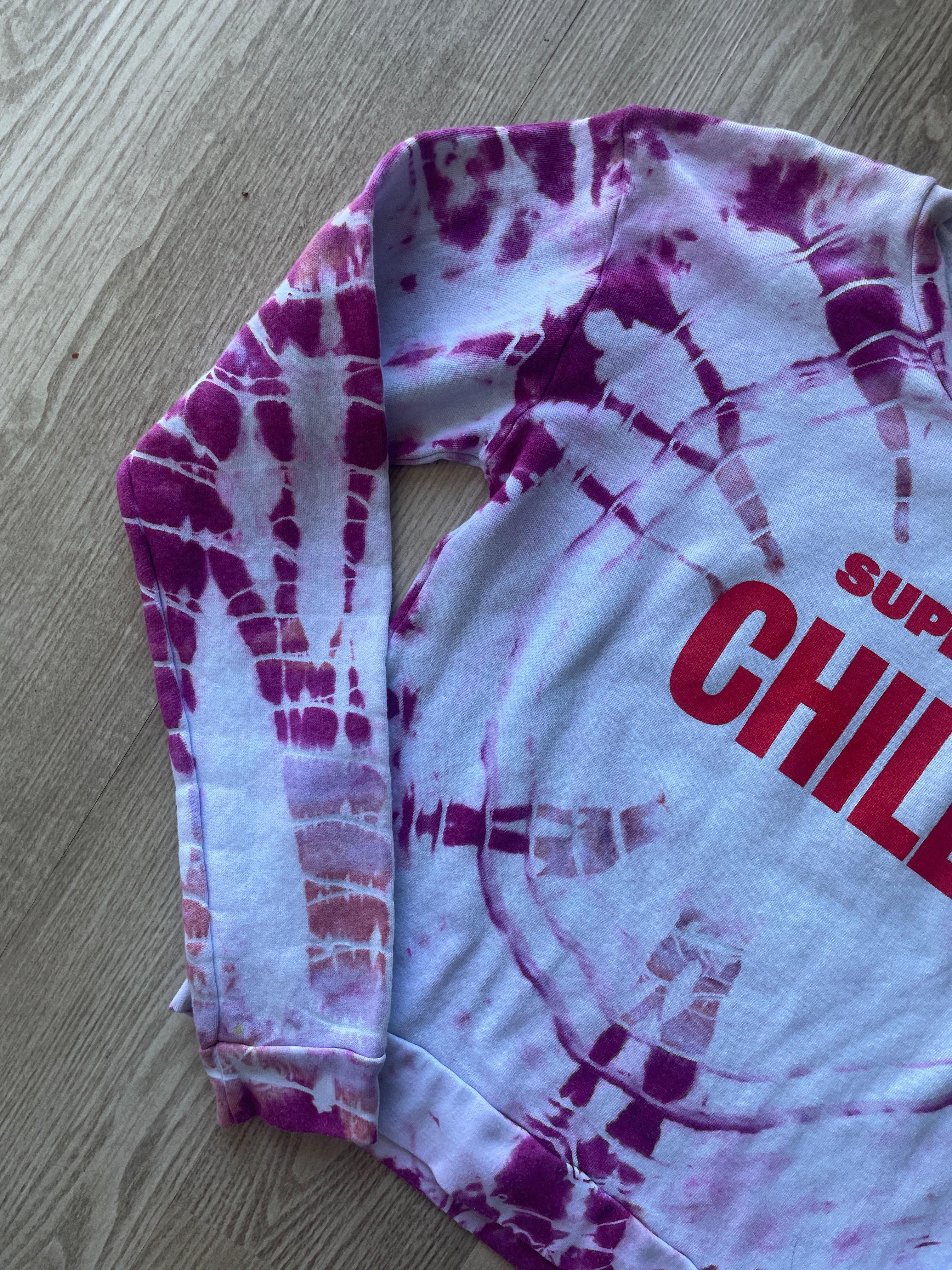 Large Women's Super Chill Shaka Handmade Tie Dye Long Sleeve Sweatshirt | One-Of-a-Kind Upcycled White and Pink Geode Crewneck