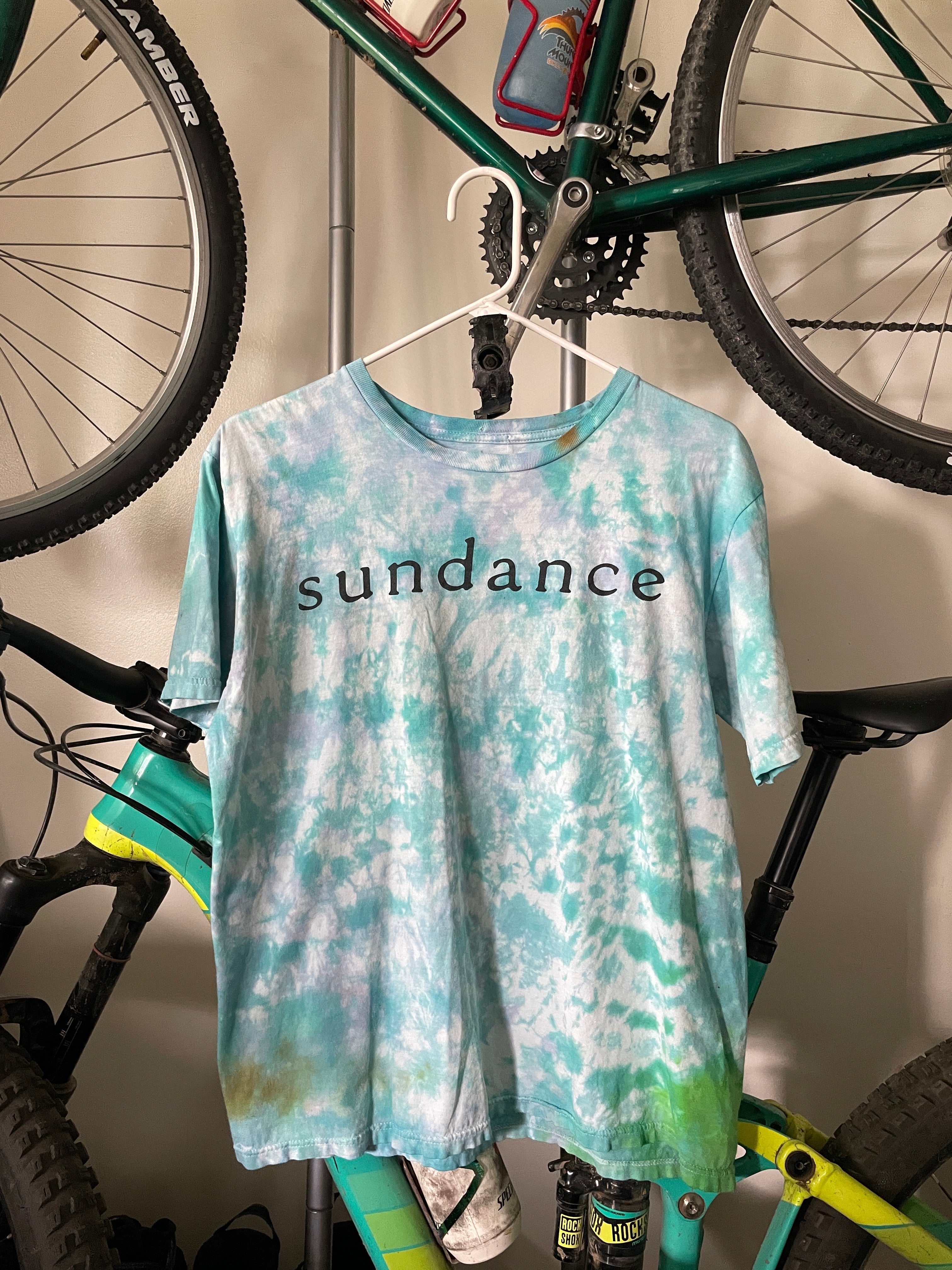 Sundance Handmade Tie Dye T-Shirt | White and Mint Green Crumpled Tie Dye Short Sleeve | Women’s Large