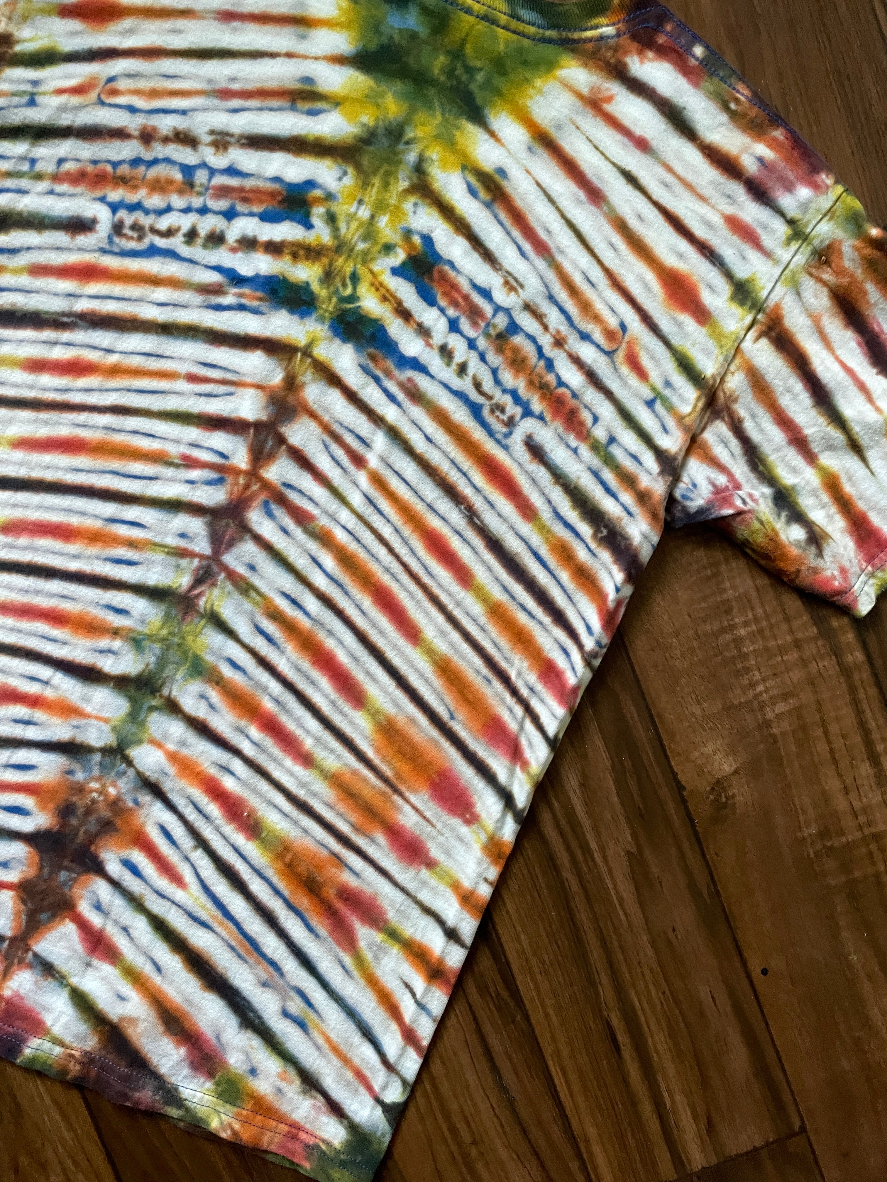 Hoonigan Handmade Reverse Tie Dye Short Sleeve T-Shirt | One-Of-a-Kind Upcycled Black, White, and Red V-Pleated Tie Dye Top | Men's Medium