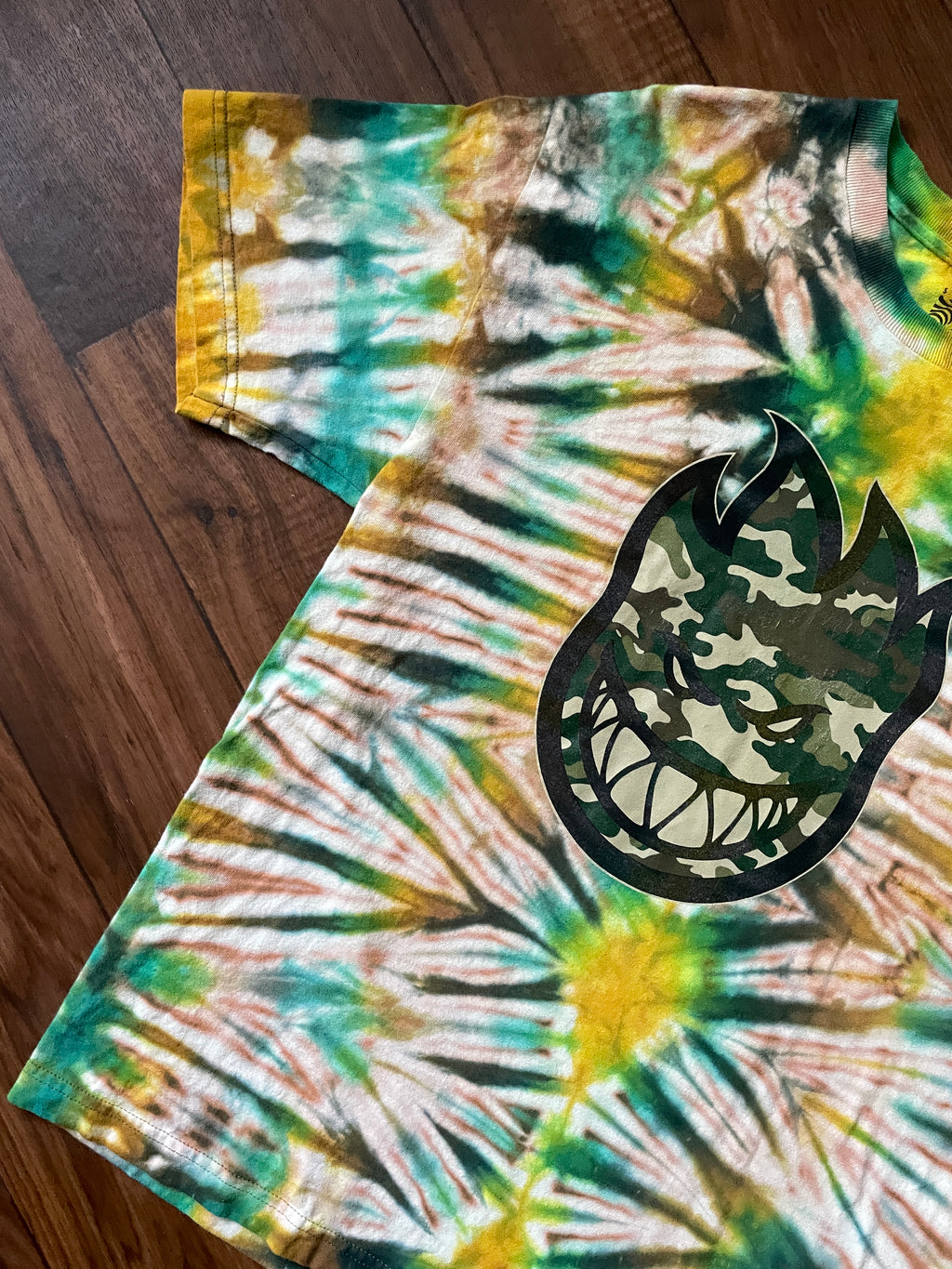 Spitfire Reverse Tie Dye T-Shirt | Green and Yellow Short Sleeve Hand Tie Dyed Short Sleeve | Men's Large