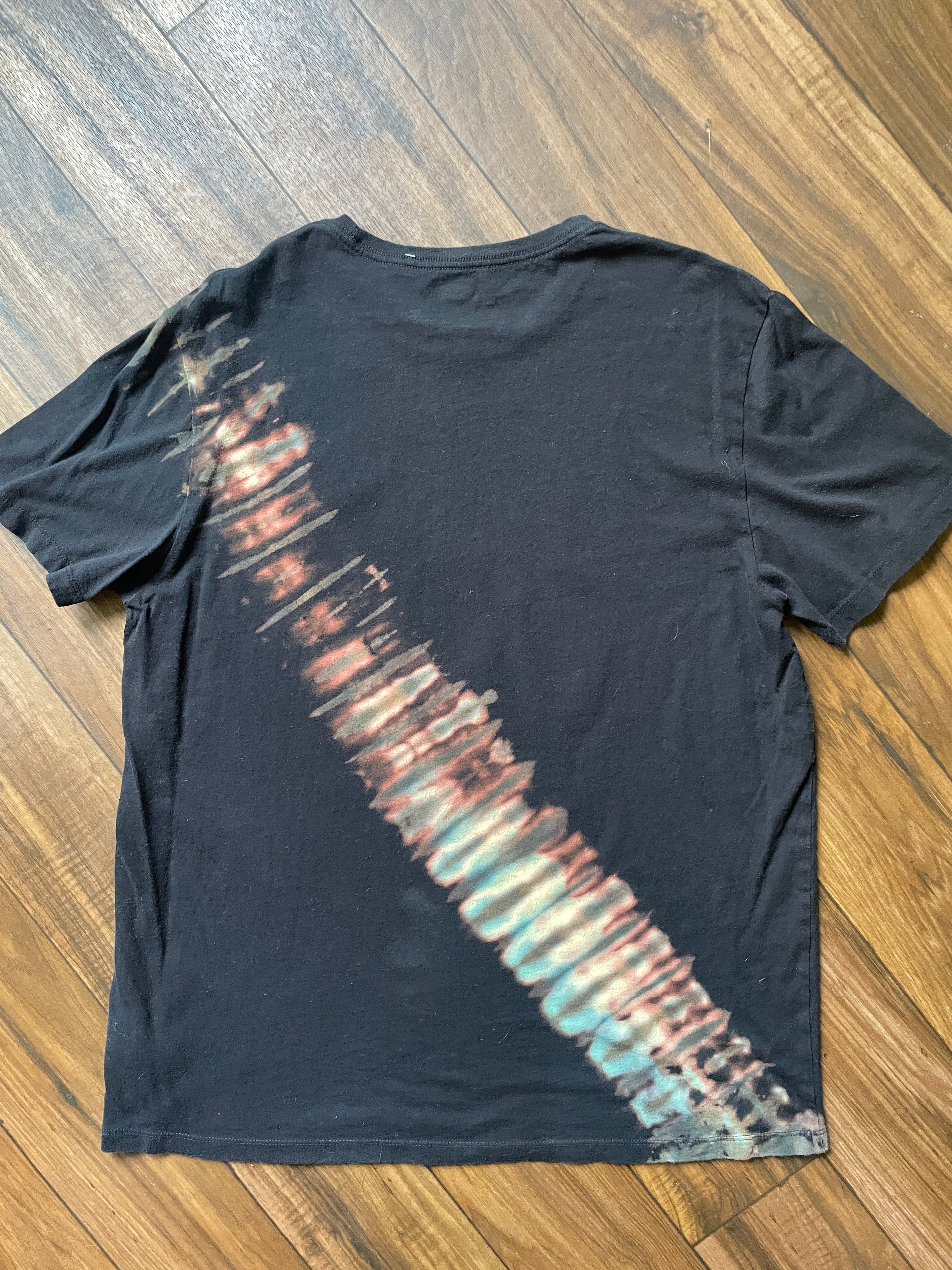 Mona Lisa Duct Tape Handmade Reverse Tie Dye Short Sleeve T-Shirt | One-Of-a-Kind Upcycled Black and Blue Tie Dye Top | Men's XL