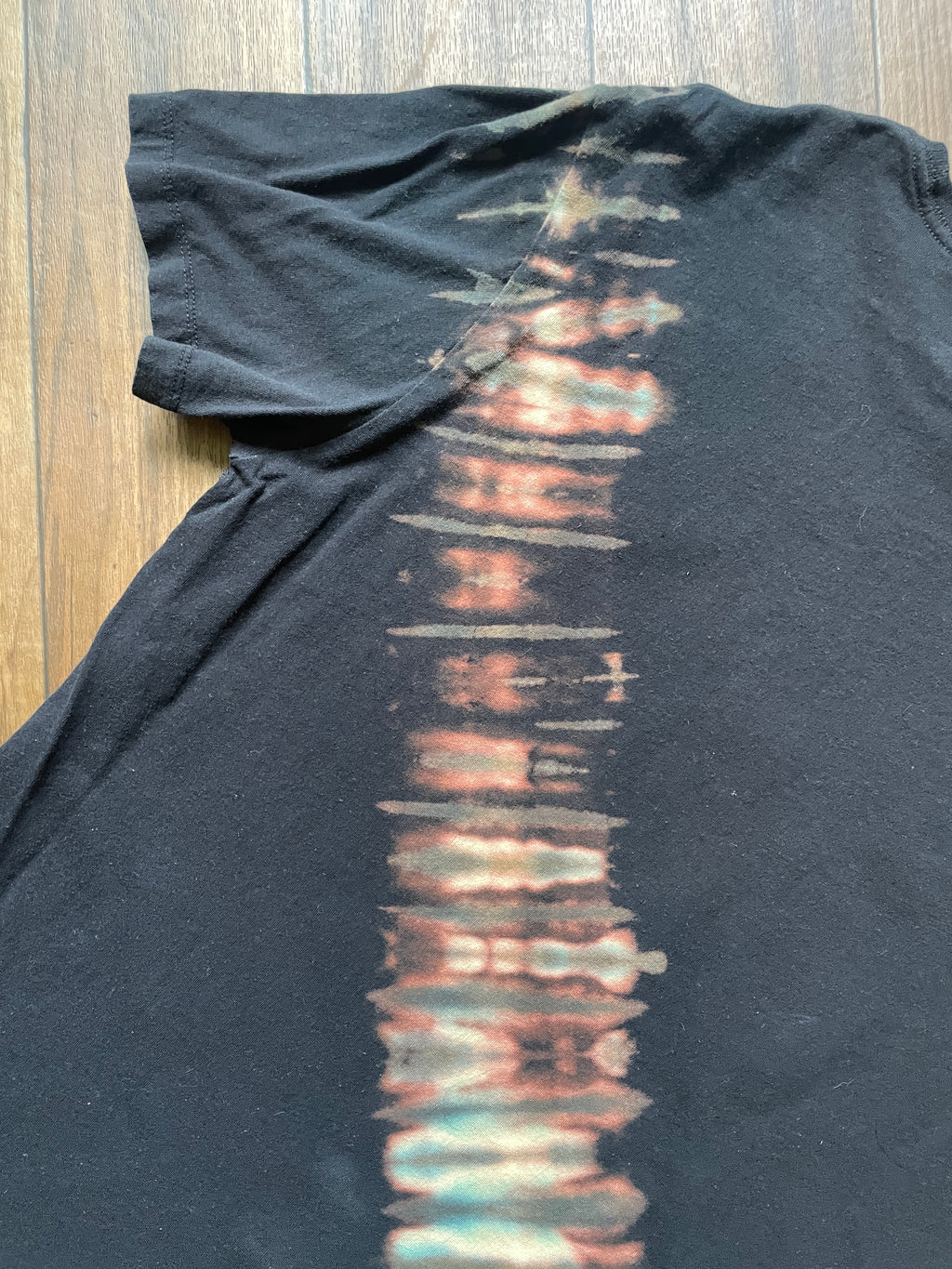 Mona Lisa Duct Tape Handmade Reverse Tie Dye Short Sleeve T-Shirt | One-Of-a-Kind Upcycled Black and Blue Tie Dye Top | Men's XL