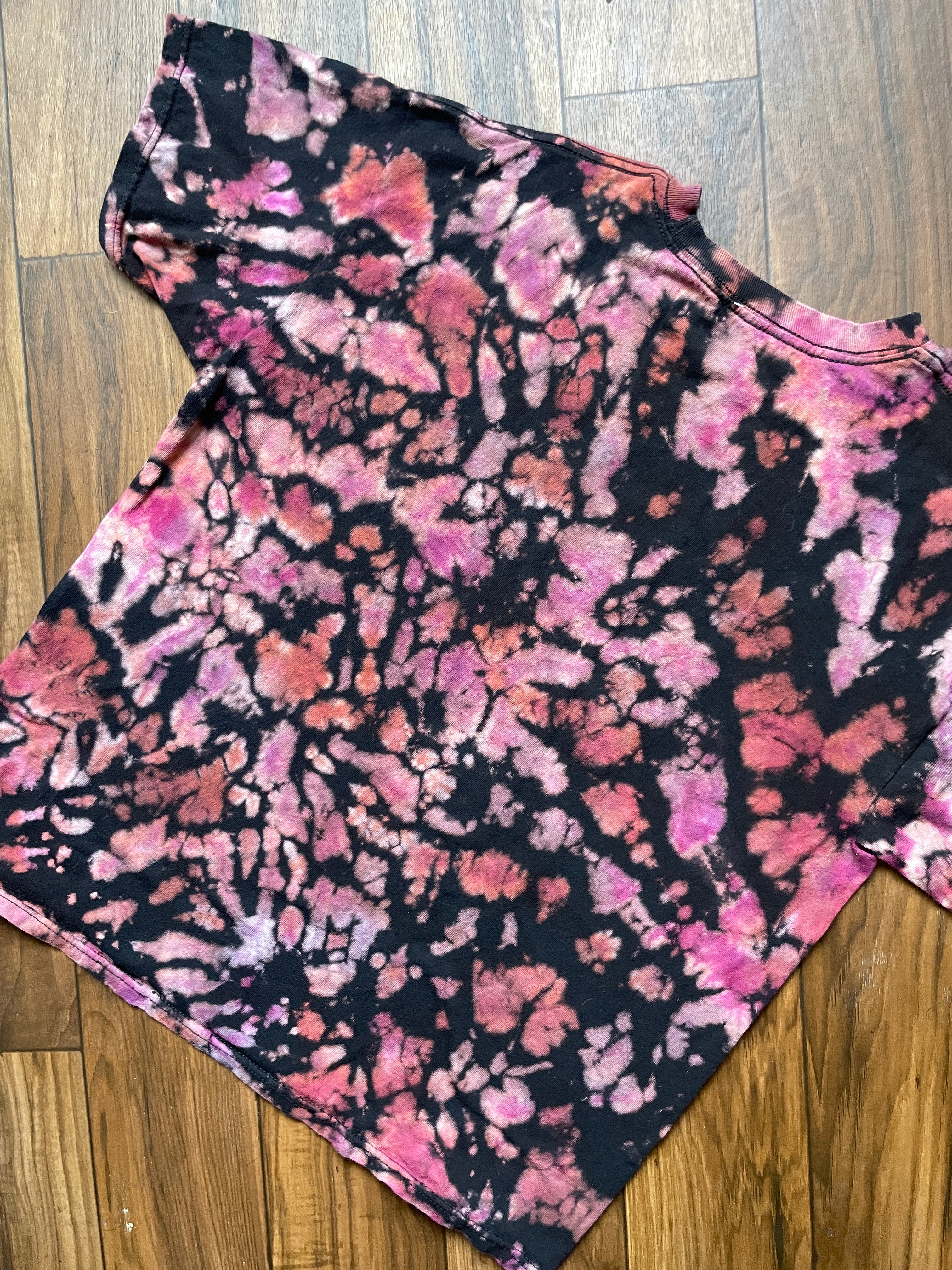 Breaking Bad Heisenberg Handmade Reverse Tie Dye Short Sleeve T-Shirt | One-Of-a-Kind Upcycled Black and Maroon Top | Men's XL