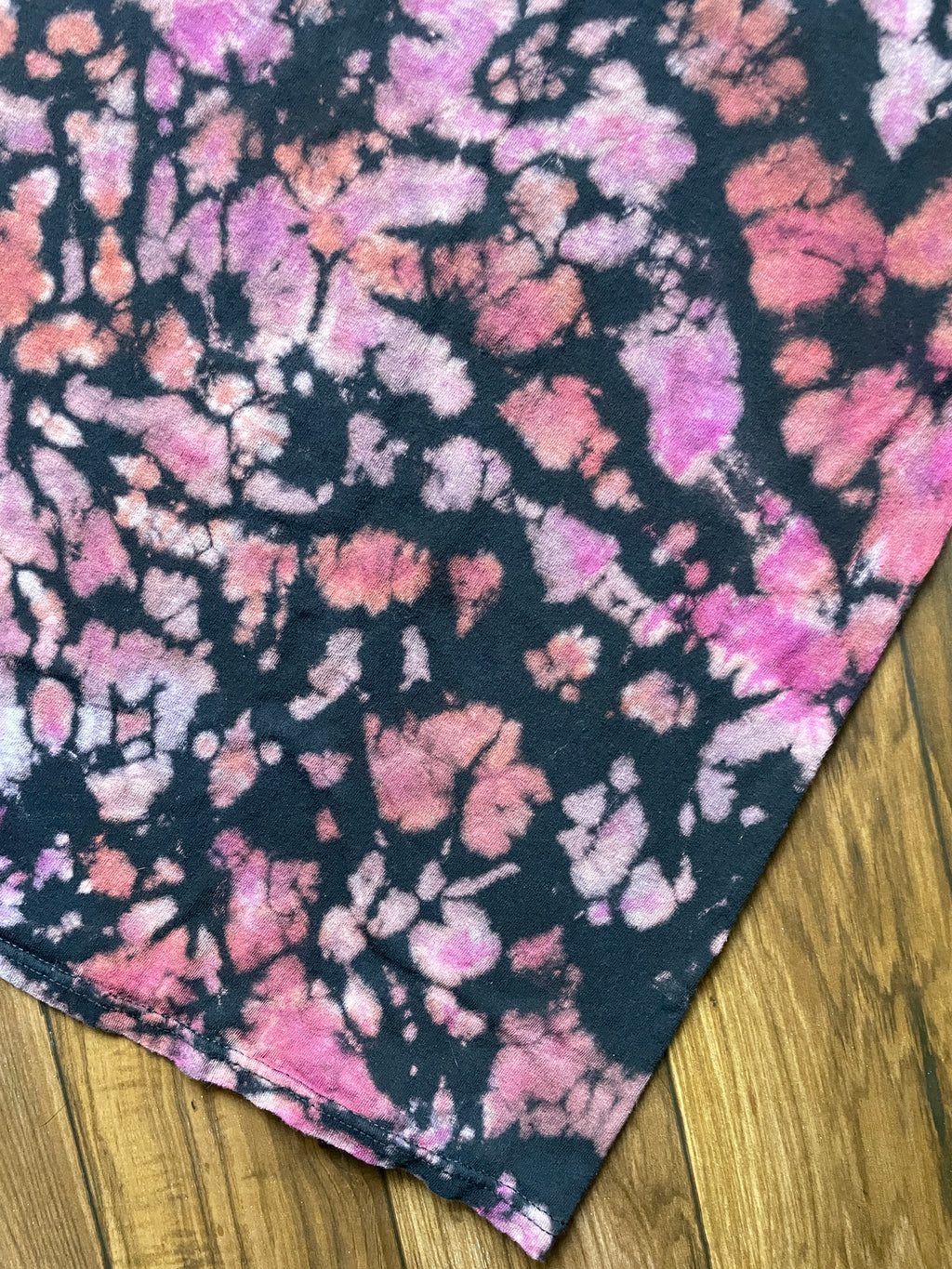 Breaking Bad Heisenberg Handmade Reverse Tie Dye Short Sleeve T-Shirt | One-Of-a-Kind Upcycled Black and Maroon Top | Men's XL