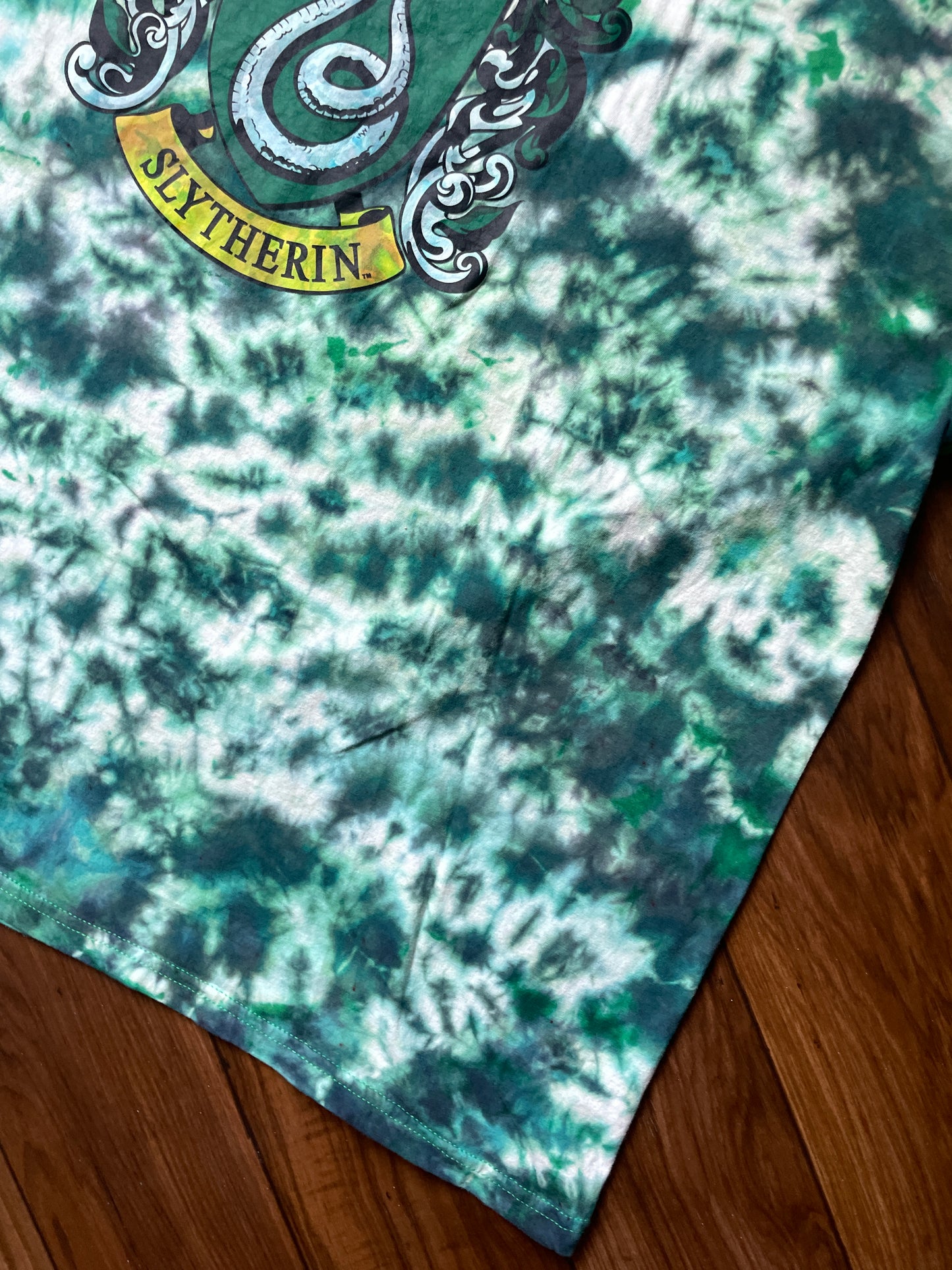 Hogwarts Slytherin Crest Tie Dye Short Sleeve T-Shirt | One-Of-a-Kind Upcycled Harry Potter Green and Black Tie Dye Top | Men's 3XL