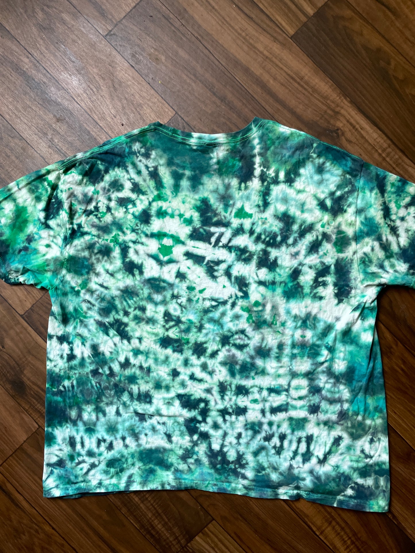 Hogwarts Slytherin Crest Tie Dye Short Sleeve T-Shirt | One-Of-a-Kind Upcycled Harry Potter Green and Black Tie Dye Top | Men's 3XL