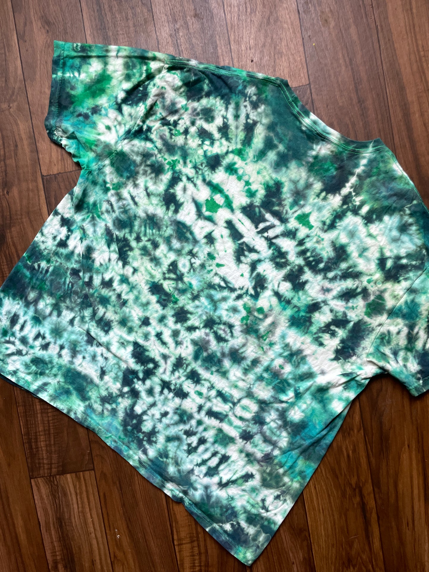 Hogwarts Slytherin Crest Tie Dye Short Sleeve T-Shirt | One-Of-a-Kind Upcycled Harry Potter Green and Black Tie Dye Top | Men's 3XL