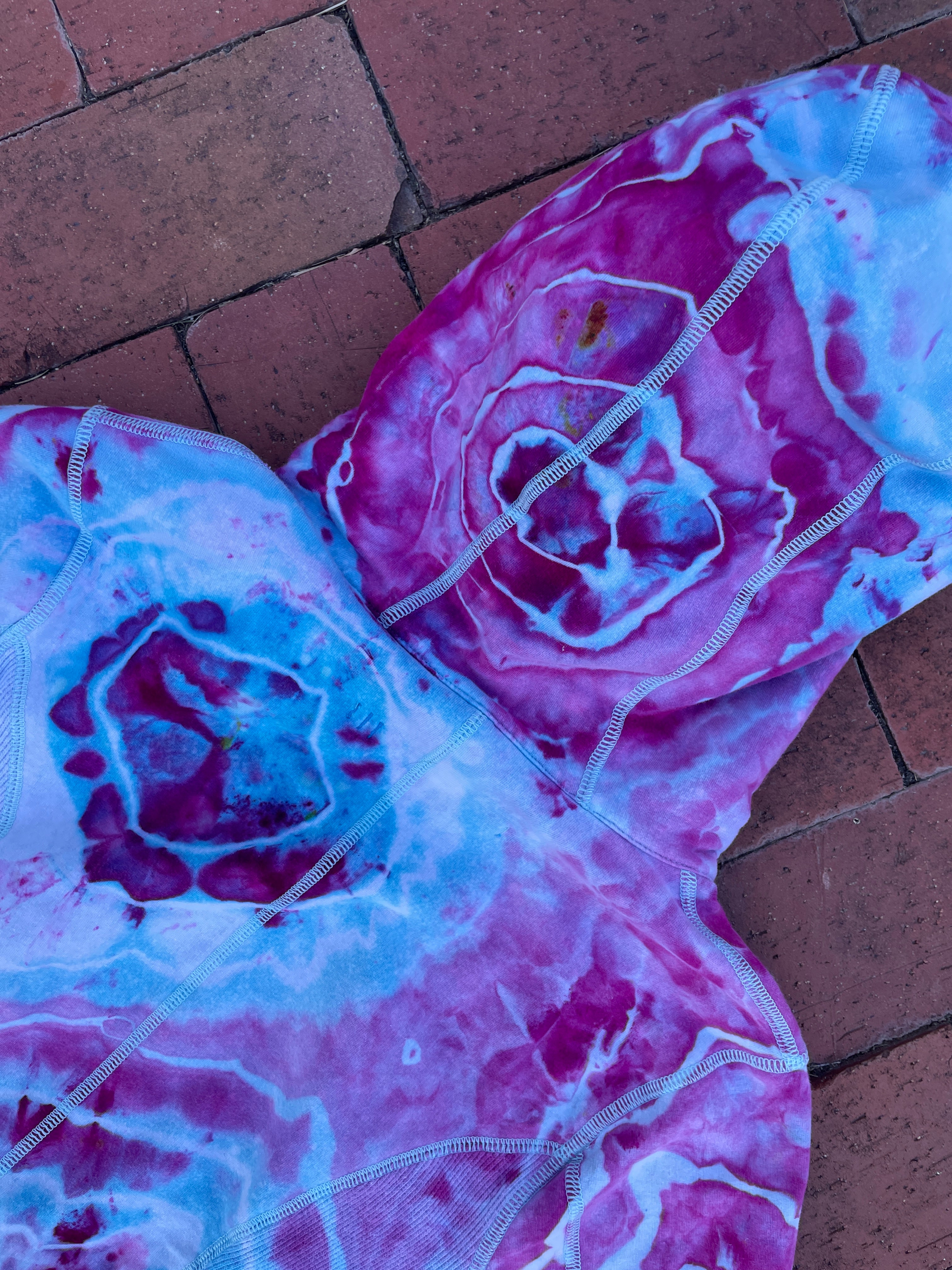 SMALL Women's lululemon Handmade Galaxy Ice Dye Geode Full-Zip Running Hoodie | One-Of-a-Kind Upcycled Blue and Purple Yoga Sweatshirt