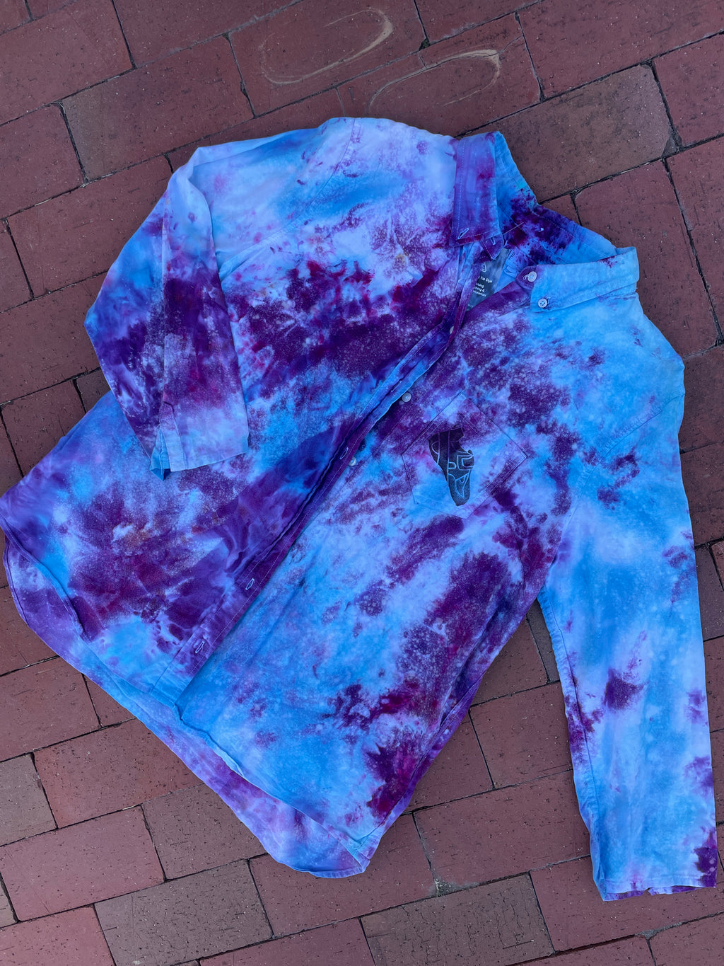 XL Women’s Gap Handmade Galaxy Ice Dye Tie Dye Button-Up Shirt | One-Of-a-Kind Upcycled Blue and Purple Long Sleeve