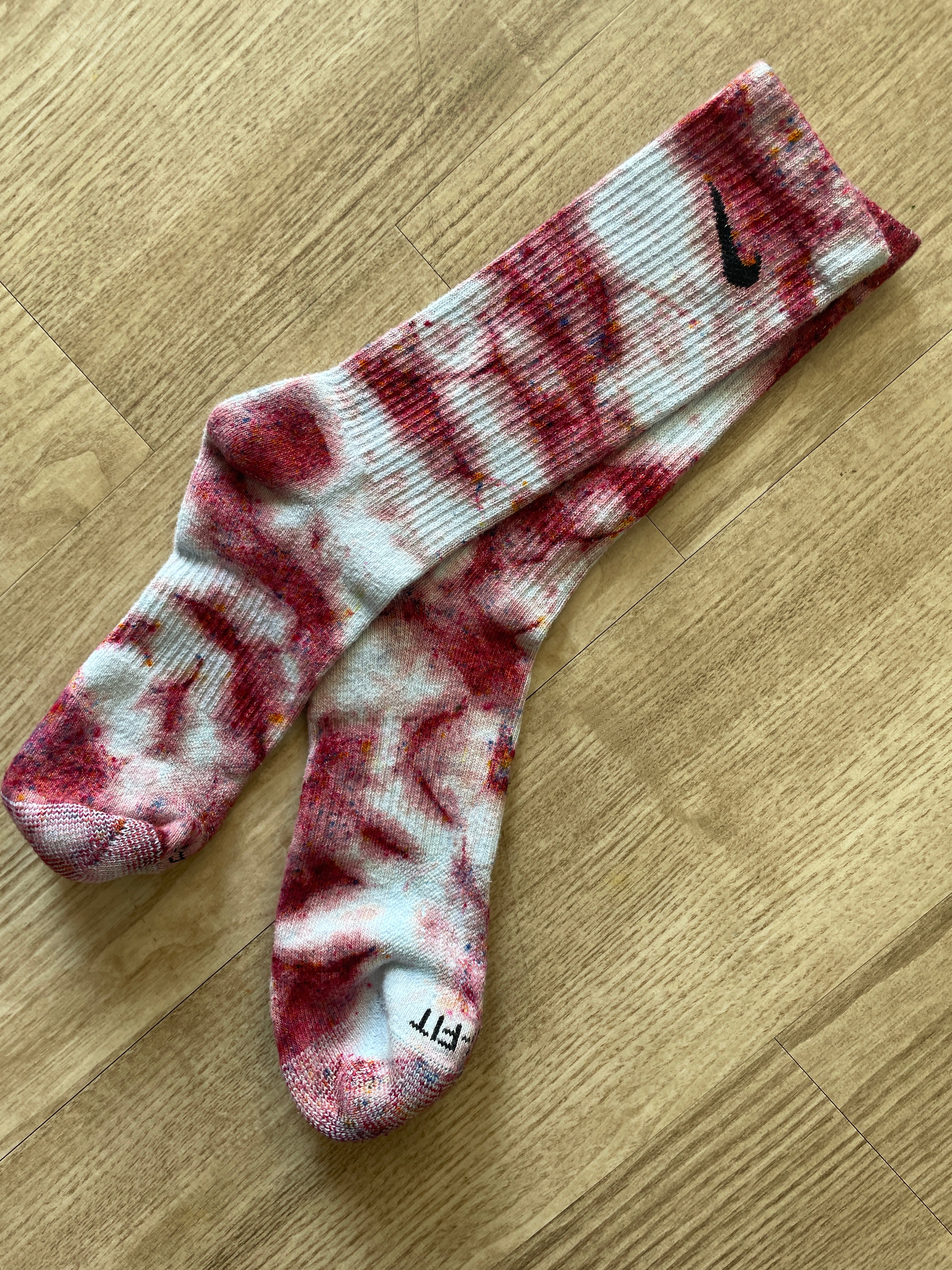 NIKE Socks Hand Tie Dyed Pink and White "Funfetti" Nike Dri-FIT Everyday Plus Crew Training Socks - Size Large (Men's 8-12/Women's 10-13)