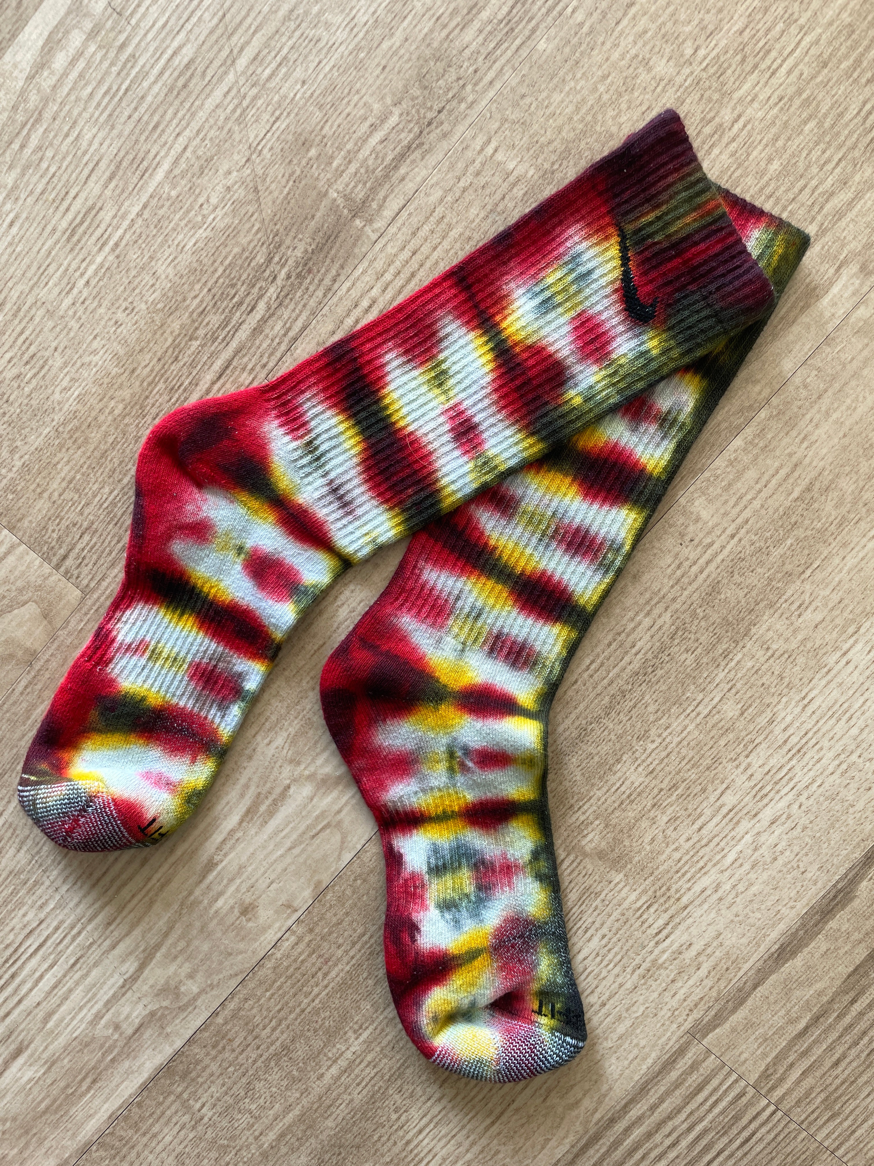 NIKE Socks Hand Tie Dyed Black, Red, and Yellow Nike Dri-FIT Everyday Plus Crew Training Socks - Size Large (Men's 8-12/Women's 10-13)