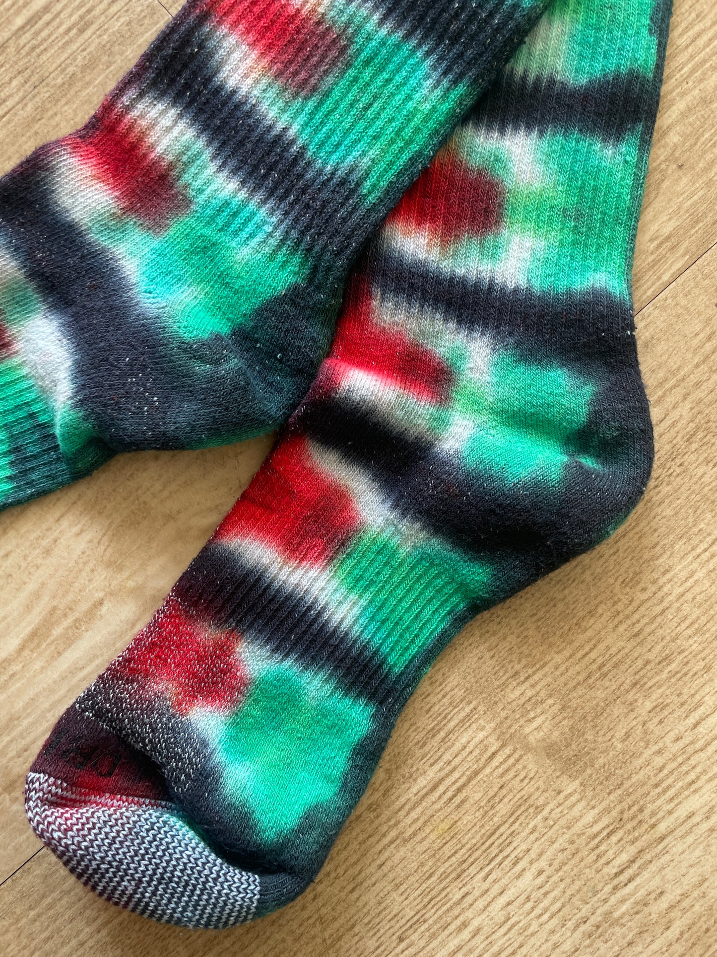NIKE Christmas Socks Hand Tie Dyed Red, Green, and Black Nike Dri-FIT Everyday Plus Crew Training Socks - Size Large (Men's 8-12/Women's 10-13)