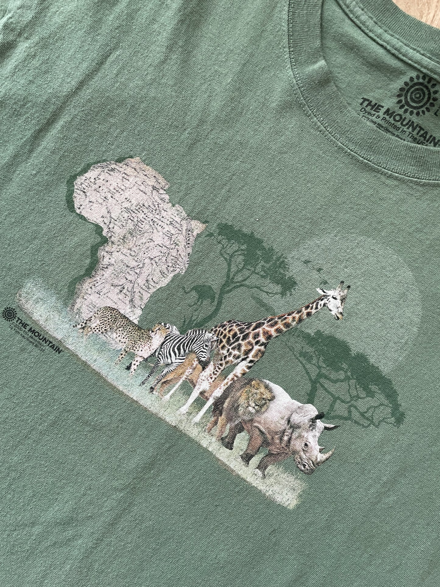 Large Men's Olive Green African Wildlife Short Sleeve T-Shirt | READY TO TIE DYE