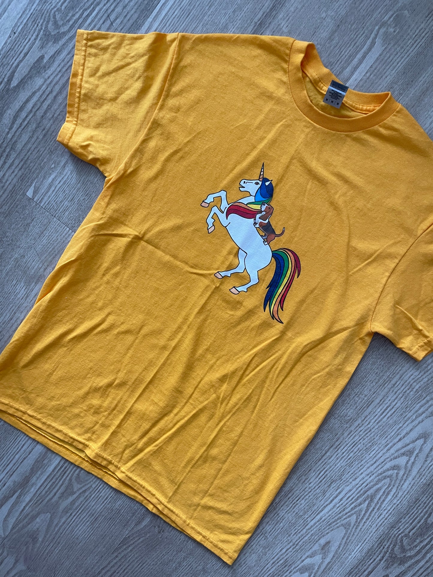 Medium Men's Bassett Hound Riding Unicorn Short Sleeve T-Shirt | READY TO TIE DYE